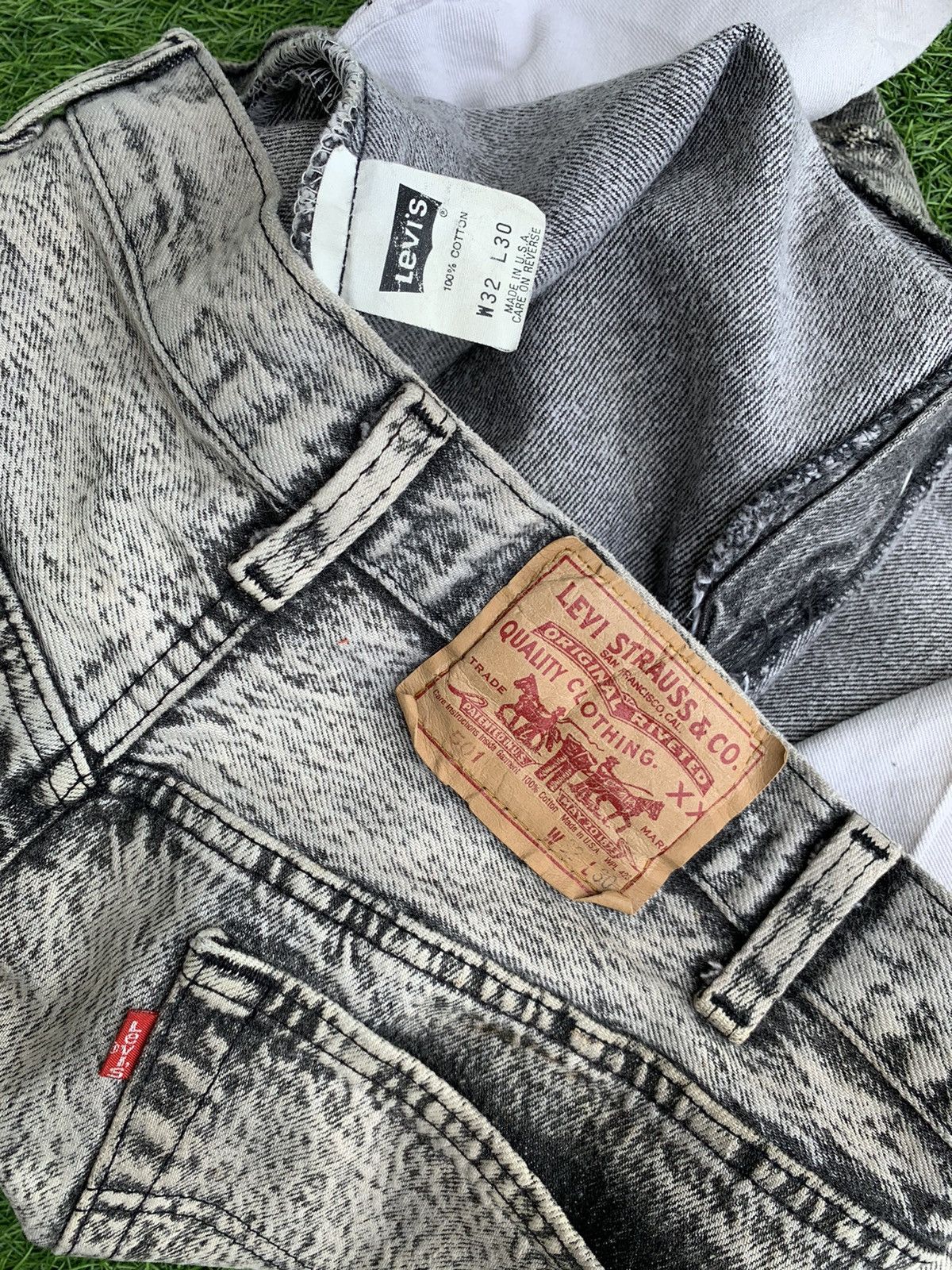 Levi's × Levi's Vintage Clothing × Vintage Vintage 90s Levis 501 StoneWash Denim Pants Size US 32 / EU 48 - 11 Thumbnail