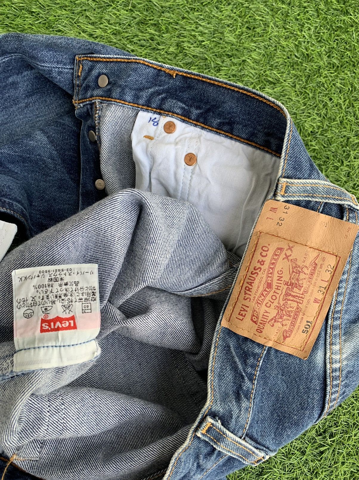 Levi's × Levi's Vintage Clothing × Vintage Vintage 80s Levis Bleach Blue Jeans Size US 30 / EU 46 - 12 Thumbnail