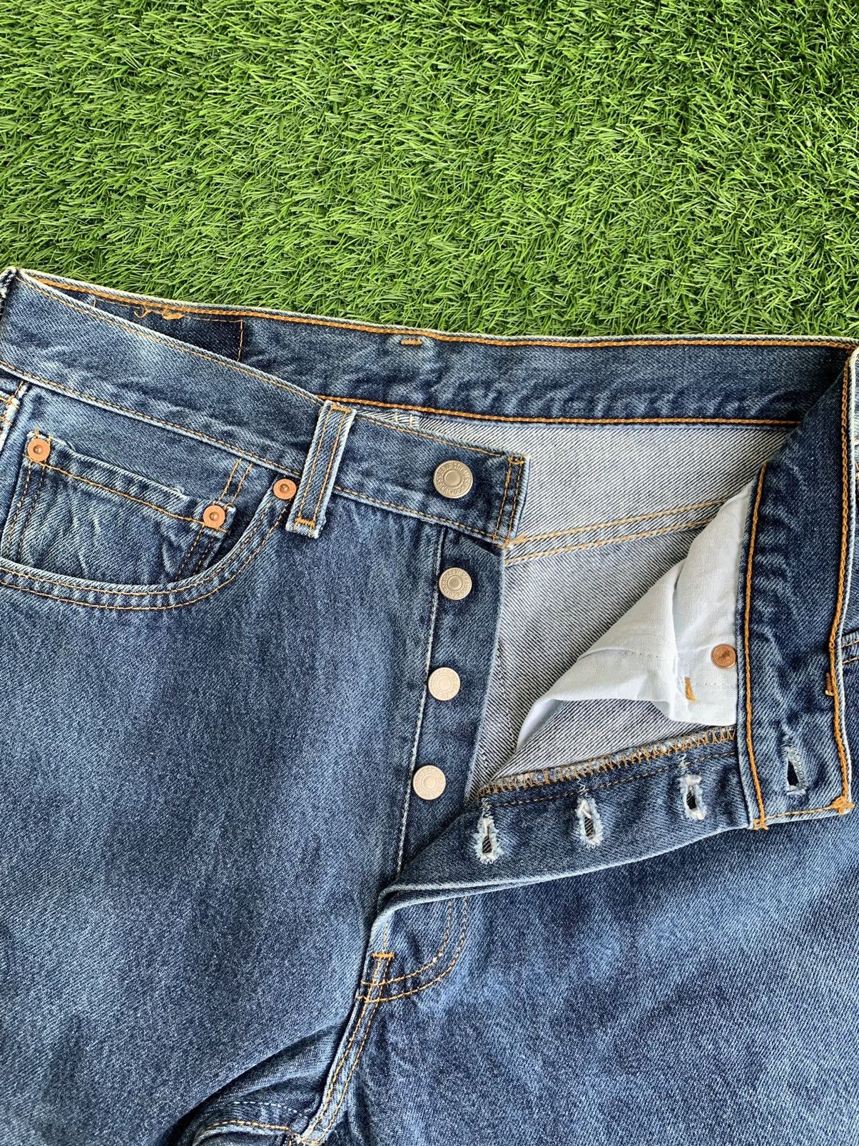 Levi's × Levi's Vintage Clothing × Vintage Vintage 80s Levis Bleach Blue Jeans Size US 30 / EU 46 - 13 Thumbnail