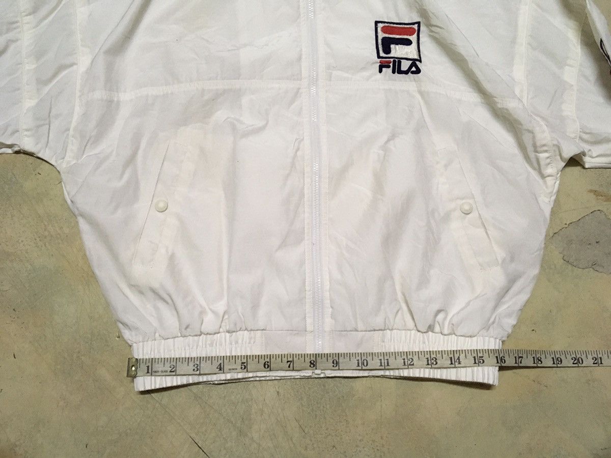 Fila Vintage Fila Big Logo Windbreaker Light Jacket Size US L / EU 52-54 / 3 - 10 Thumbnail