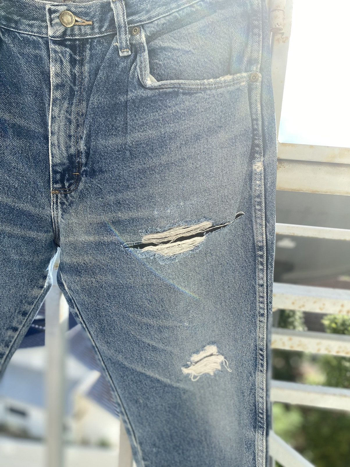 Vintage × Wrangler OFFER🔥Vintage Distressed Denim Wrangler Faded Blue Jeans Size US 34 / EU 50 - 3 Thumbnail