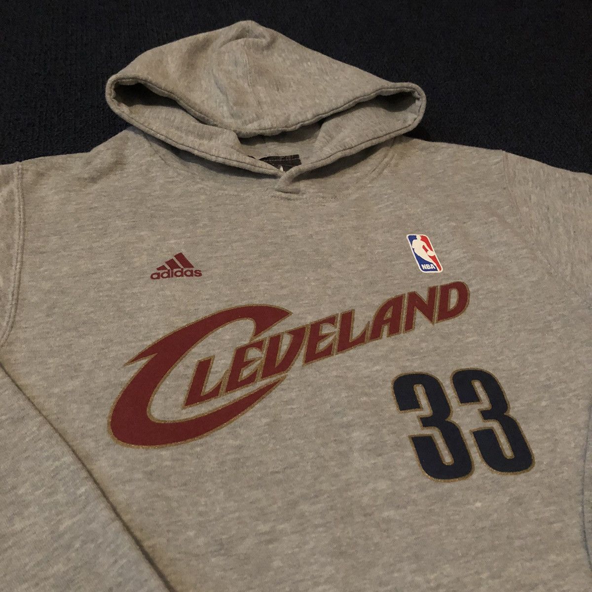 NBA Vintage 00s NBA Shaquille O’Neal Cleveland Cavs #33 Hoodie Size US M / EU 48-50 / 2 - 1 Thumbnail