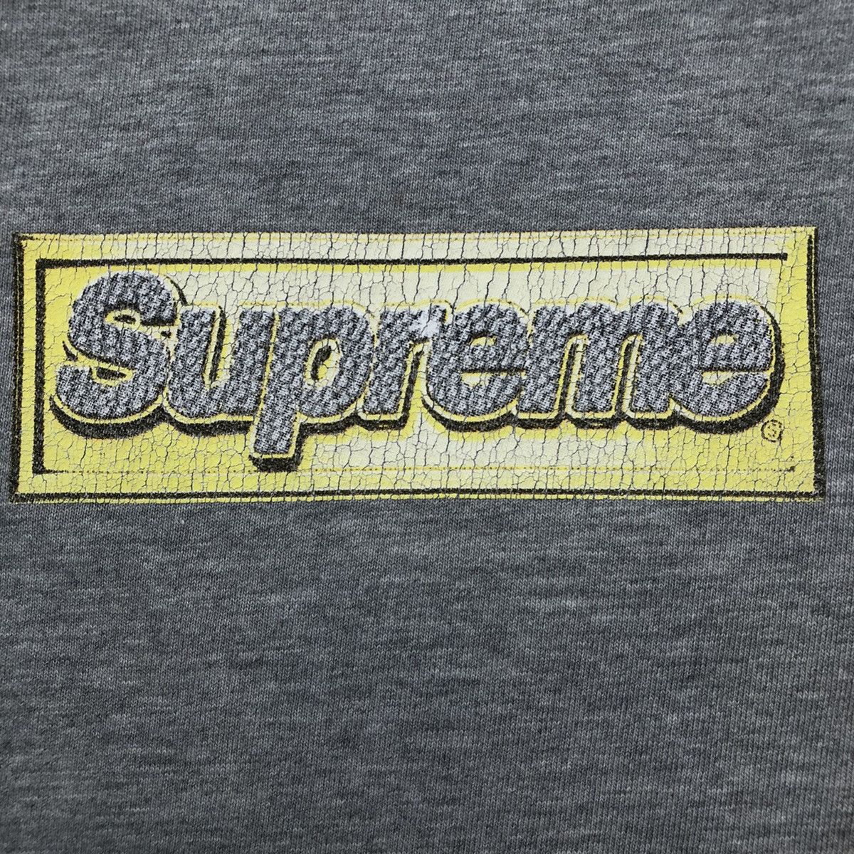 Supreme 2013 Supreme Bling Box Logo T Shirt Short Sleeve Graphic Tee Size US M / EU 48-50 / 2 - 2 Thumbnail