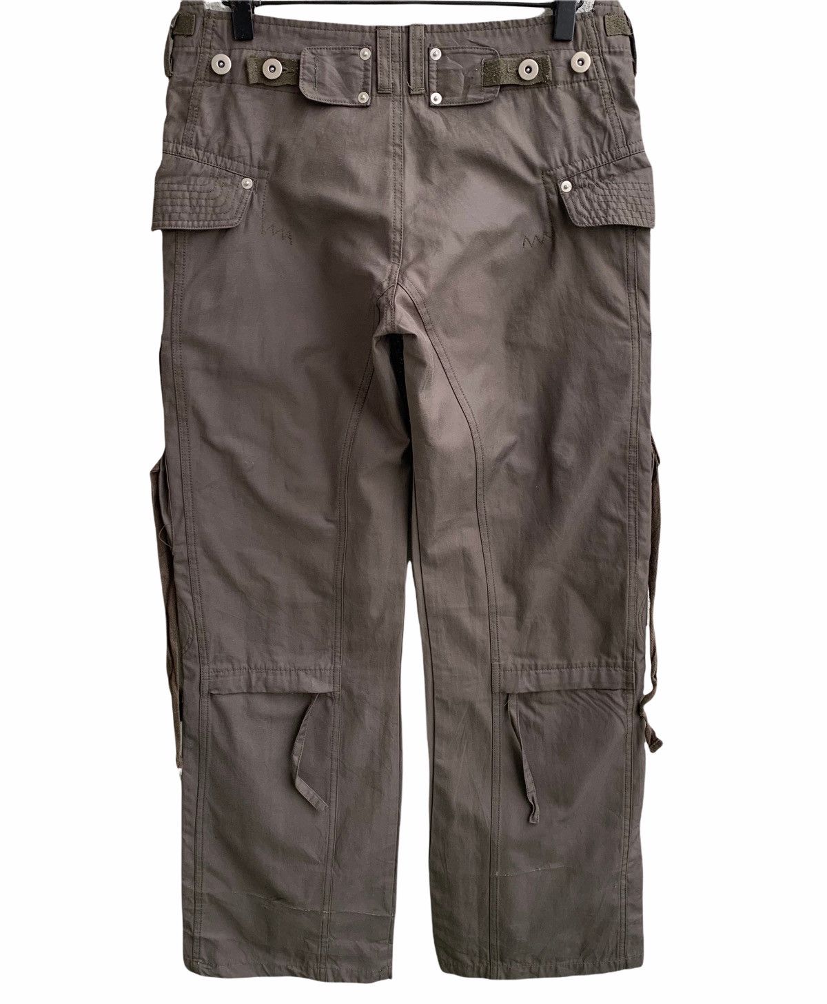 Japanese Brand Multiple Pocket Cargo Pants Japanese Brand Size US 29 - 3 Thumbnail