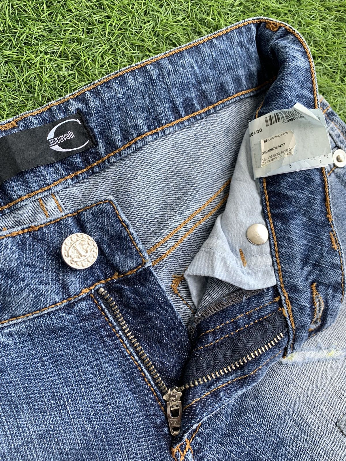 Just Cavalli Distressed patchwork Just Cavalli Jeans Size US 28 / EU 44 - 11 Thumbnail
