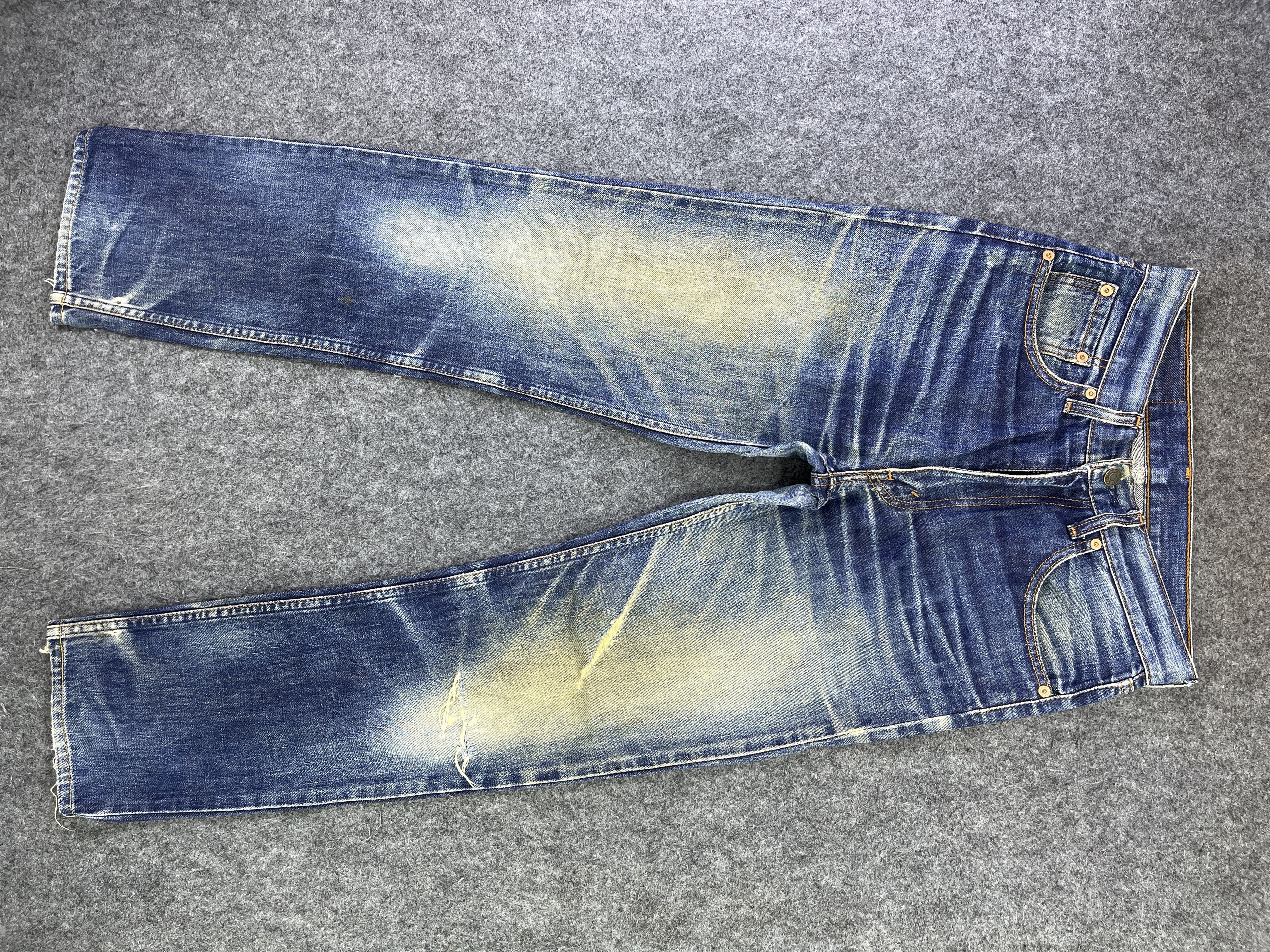 image of Levis 506 Distressed Jeans - J890 in Blue, Men's (Size 29)