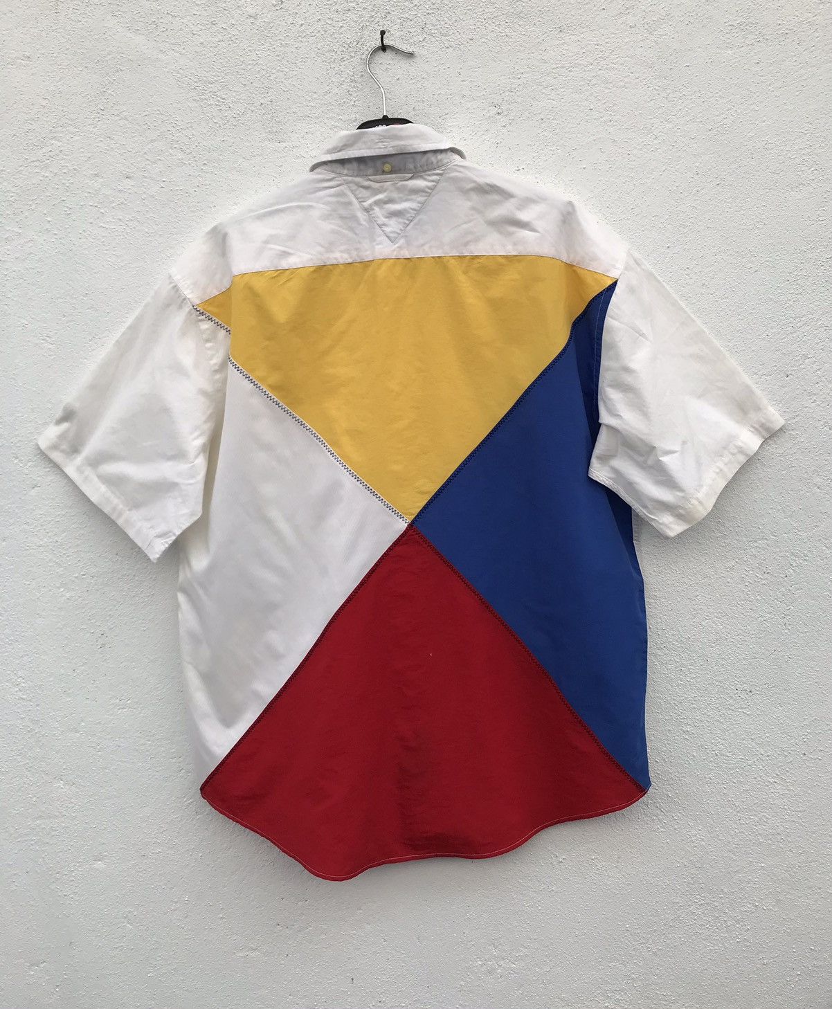 Tommy Hilfiger Tommy Hilfiger Sailing Gear Shirt Block Color Size US XL / EU 56 / 4 - 1 Thumbnail
