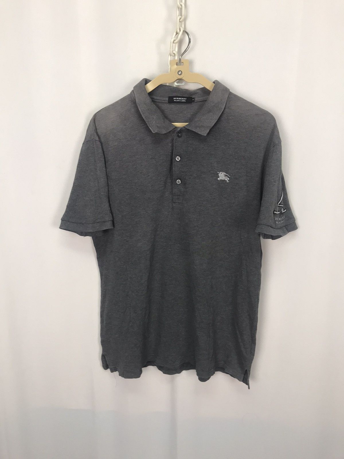 Burberry Burberry black label distressed polos shirt Size US M / EU 48-50 / 2 - 9 Thumbnail