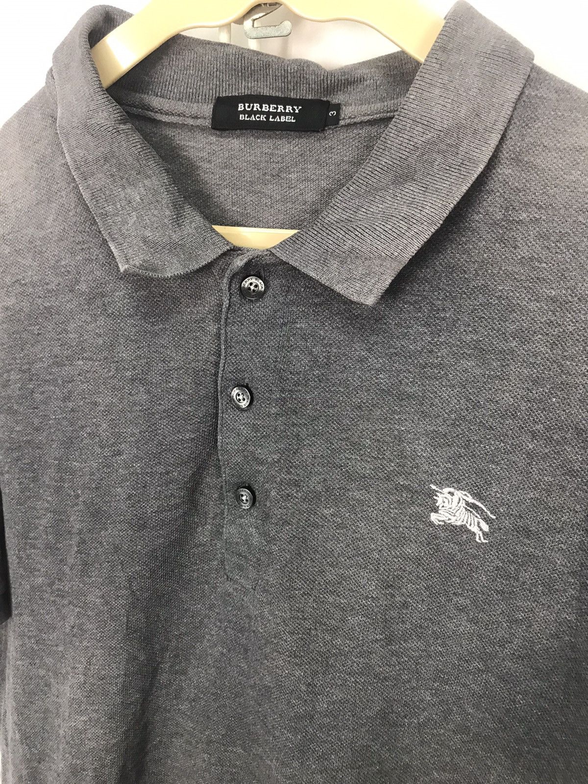 Burberry Burberry black label distressed polos shirt Size US M / EU 48-50 / 2 - 6 Thumbnail