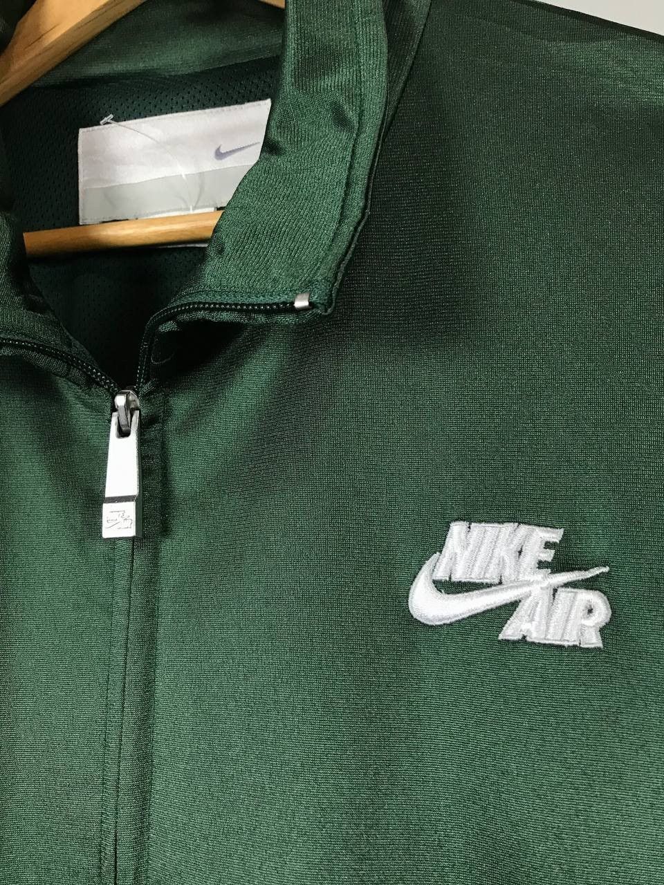 Vintage Nike Air swoosh streetwear vintage zip sweatshirt Size US XL / EU 56 / 4 - 3 Thumbnail