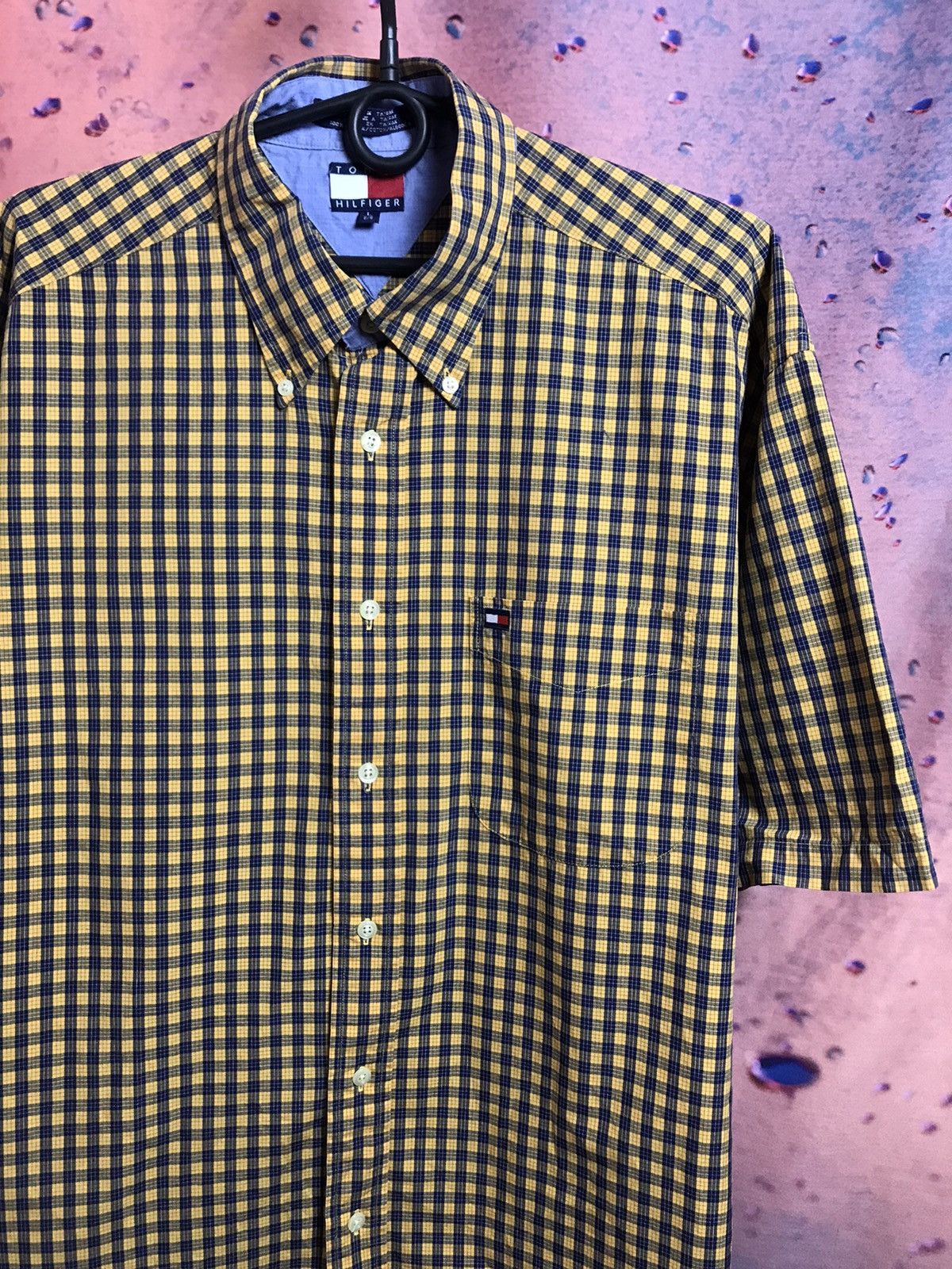 Tommy Hilfiger × Vintage Vintage Tommy Hilfiger streetwear luxury shirt Size US L / EU 52-54 / 3 - 1 Thumbnail