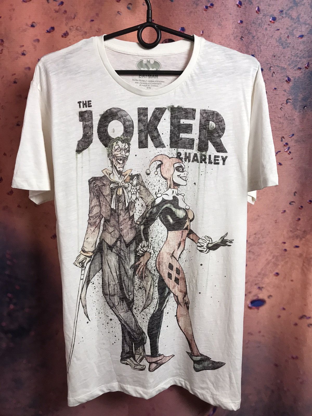 DC Comics × Vintage Vintage looking Joker Harley Quinn art tee Batman vtg comics Size US M / EU 48-50 / 2 - 2 Thumbnail
