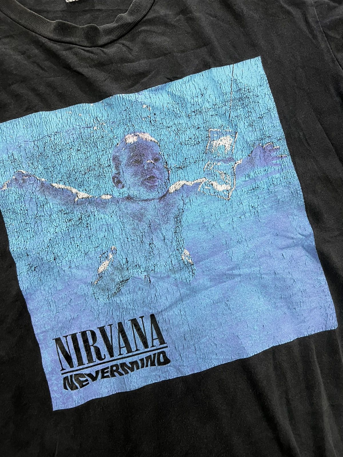 Band Tees × Vintage Sick🔥Vintage 90’s Thrashed Super Crack Nirvana Band Tee Size US M / EU 48-50 / 2 - 4 Thumbnail