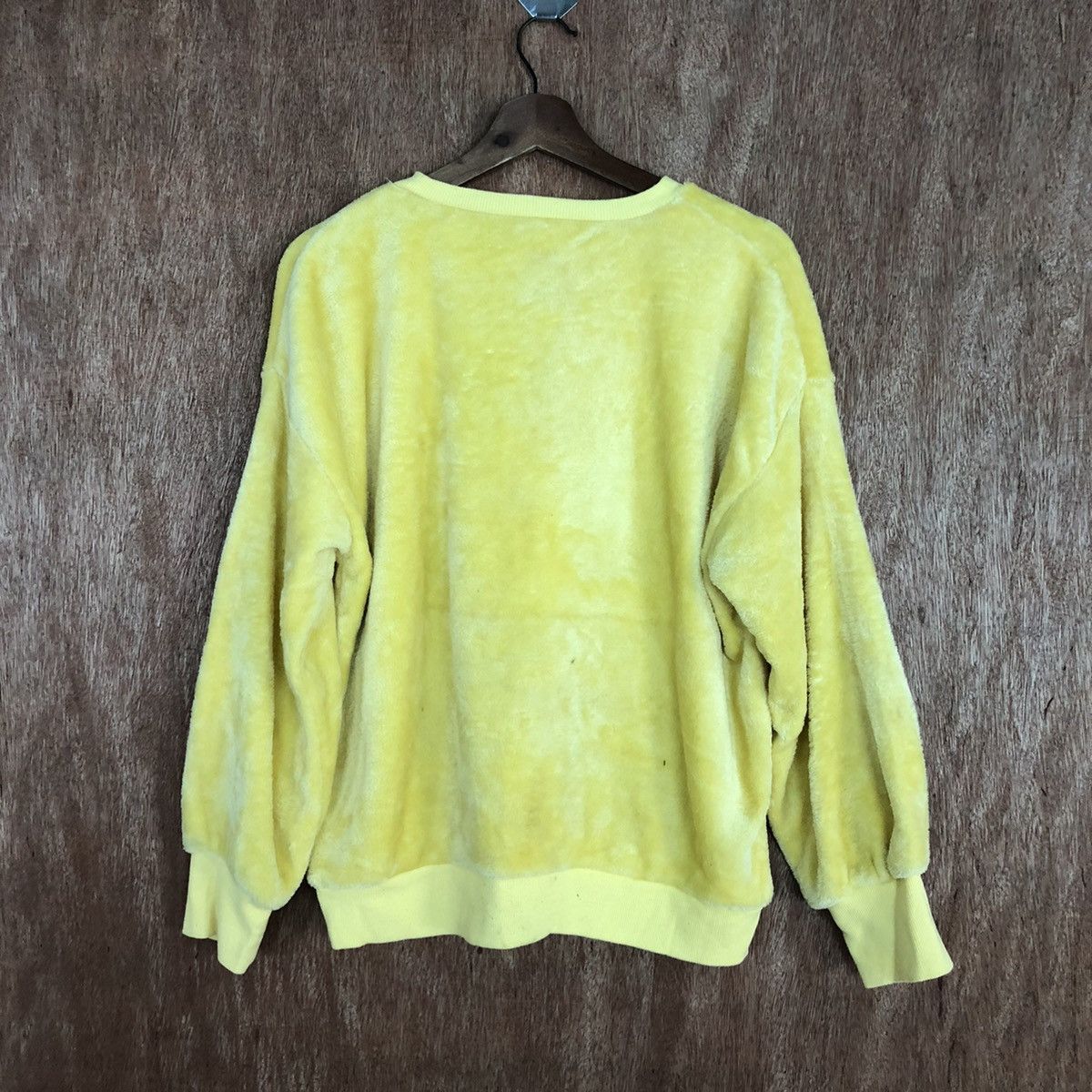 Disney DL Pluto mickey mouse Disney Yellow fleece Sweatshirt #1803 Size M / US 6-8 / IT 42-44 - 13 Thumbnail