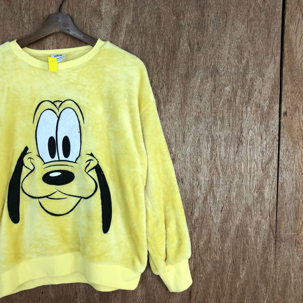 Disney DL Pluto mickey mouse Disney Yellow fleece Sweatshirt #1803 Size M / US 6-8 / IT 42-44 - 5 Thumbnail