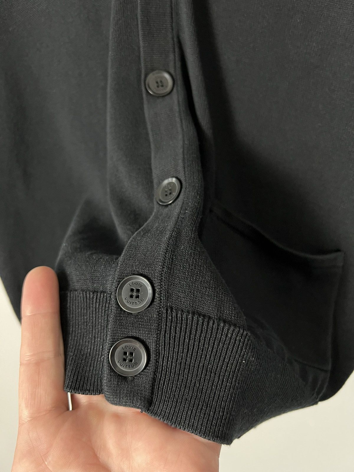 Louis Vuitton Louis Vuitton Uniform Cardigan Silk/Cotton Black Size XS Size XS / US 0-2 / IT 36-38 - 5 Thumbnail