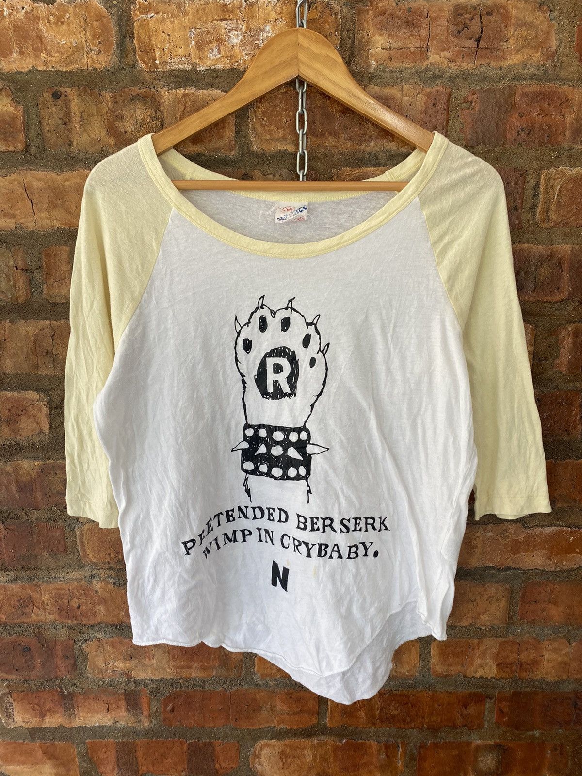 20471120 × Beauty Beast × Japanese Brand RNA DNA Japan oh Shit!! Bear roarrr shirt Size S / US 4 / IT 40 - 3 Thumbnail