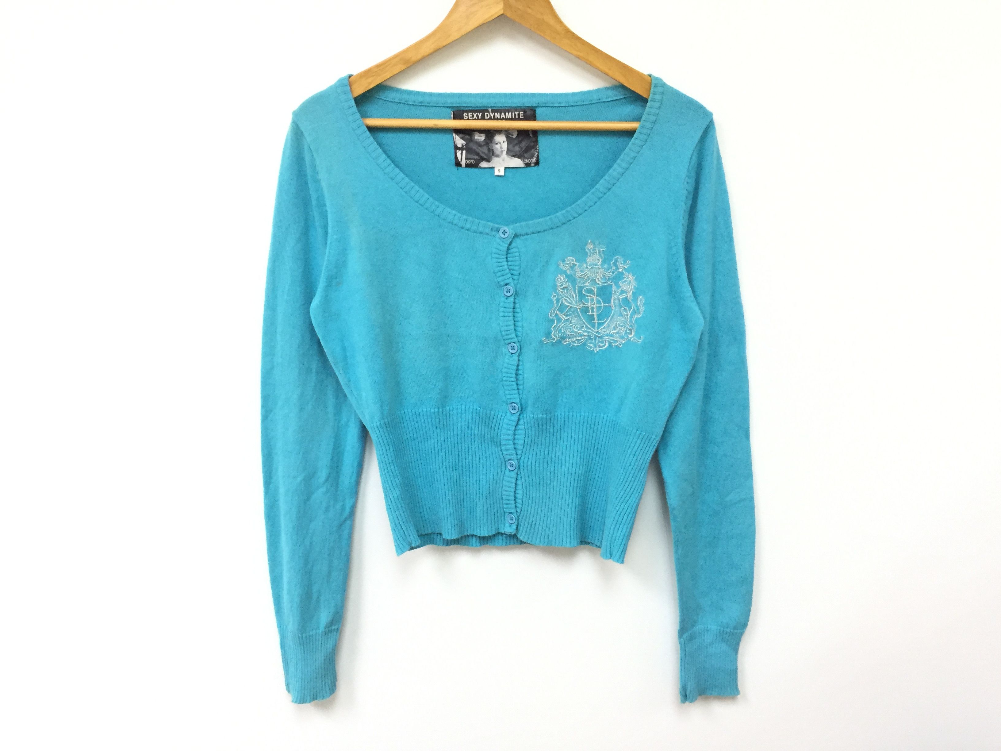 SEXY DYNAMITE London Embroidered logo Crop knit