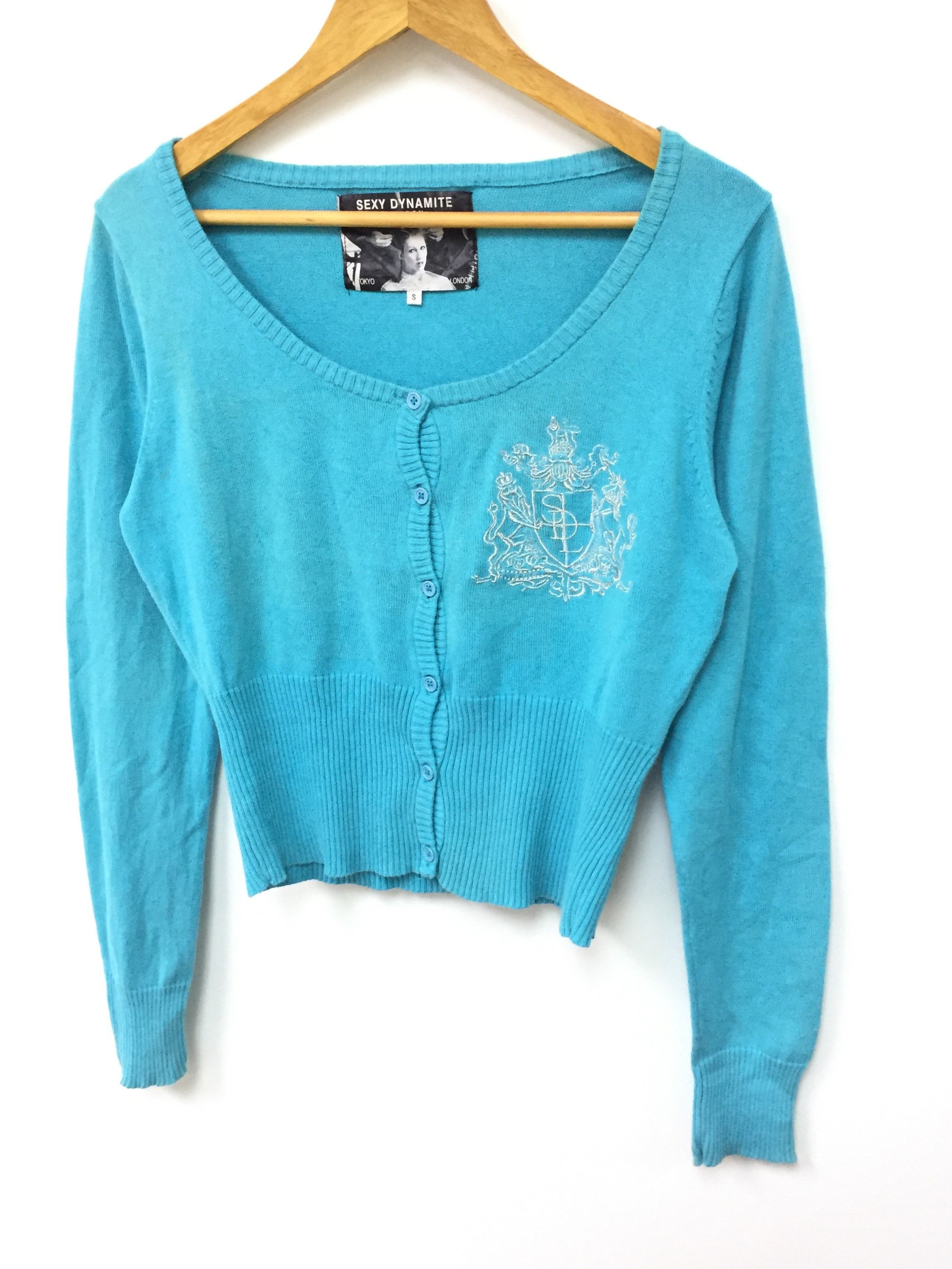 SEXY DYNAMITE London Embroidered logo Crop knit