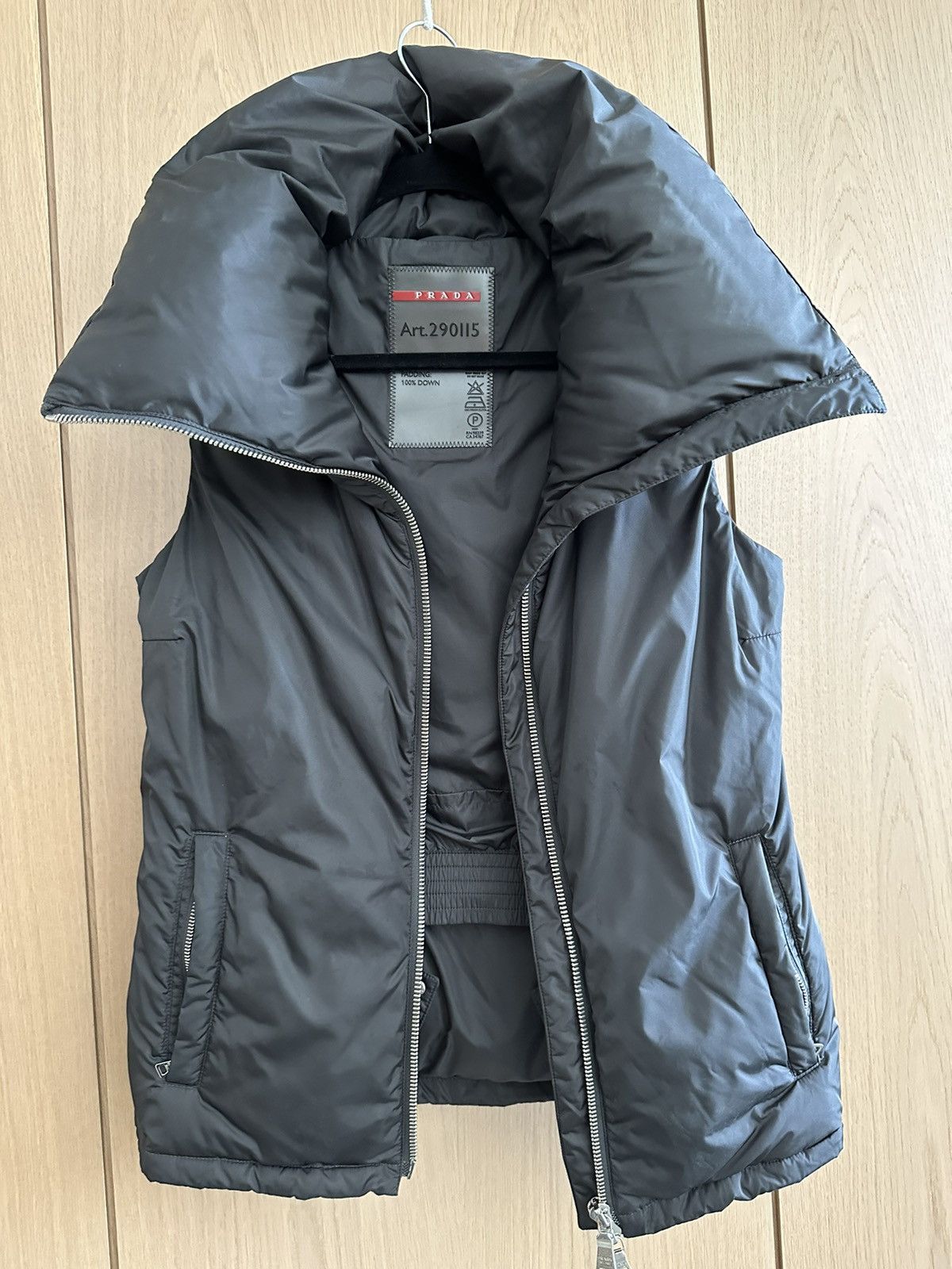 Prada Down Padded Vest Size XS / US 0-2 / IT 36-38 - 3 Thumbnail