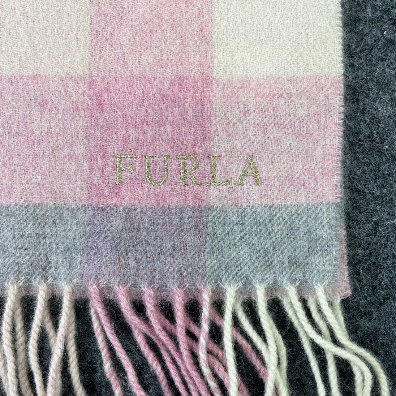 Vintage Vintage Furla Scarf / Muffler / Neckwear T597 Size ONE SIZE - 8 Thumbnail