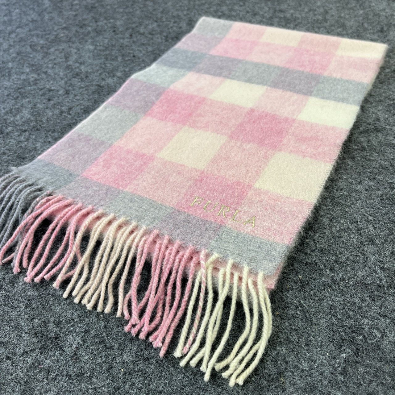 Vintage Vintage Furla Scarf / Muffler / Neckwear T597 Size ONE SIZE - 5 Thumbnail