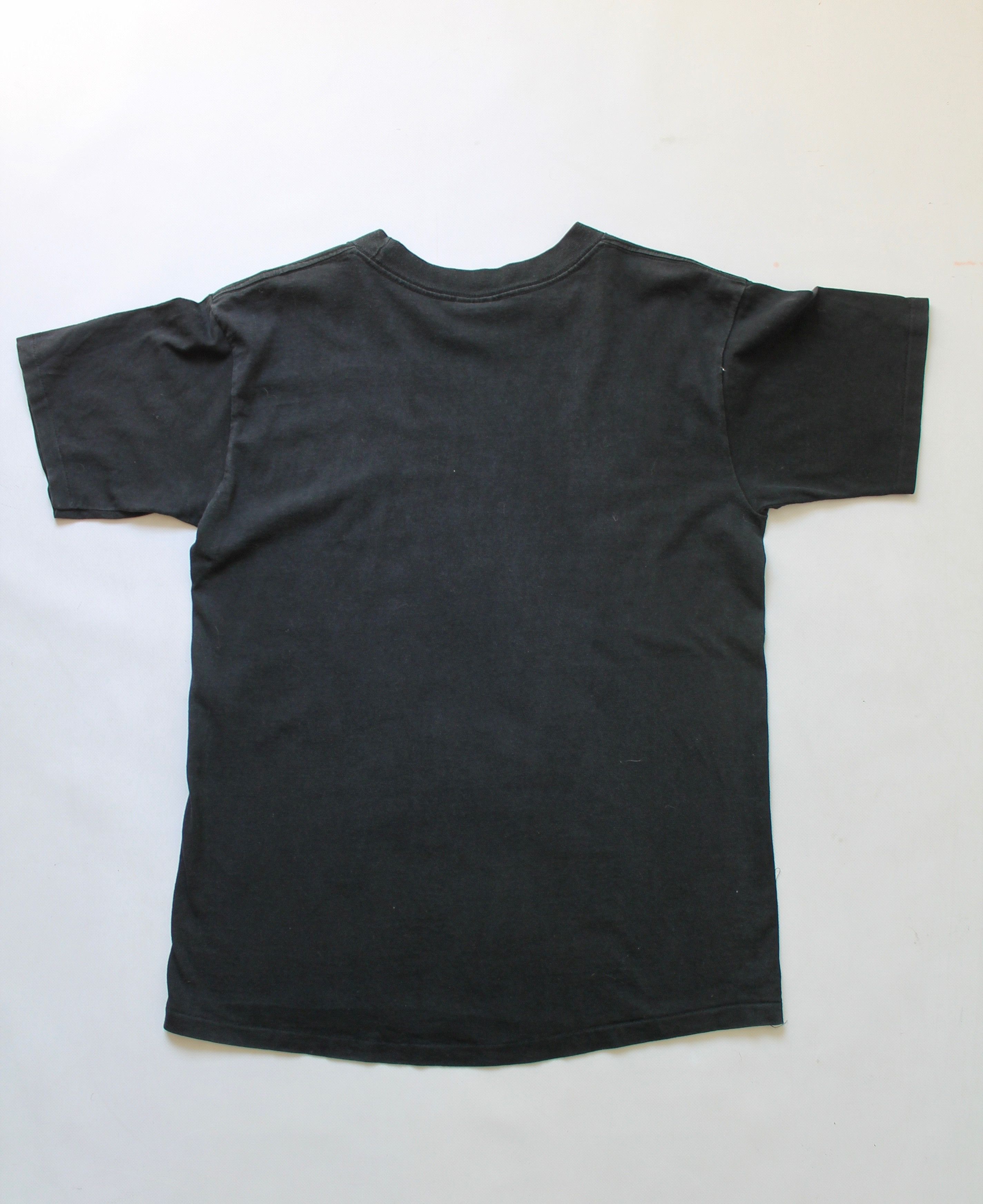 Warner Bros 1990 Taz Rock Cafe t shirt tee Warner Bros. Made In USA Size US L / EU 52-54 / 3 - 11 Thumbnail