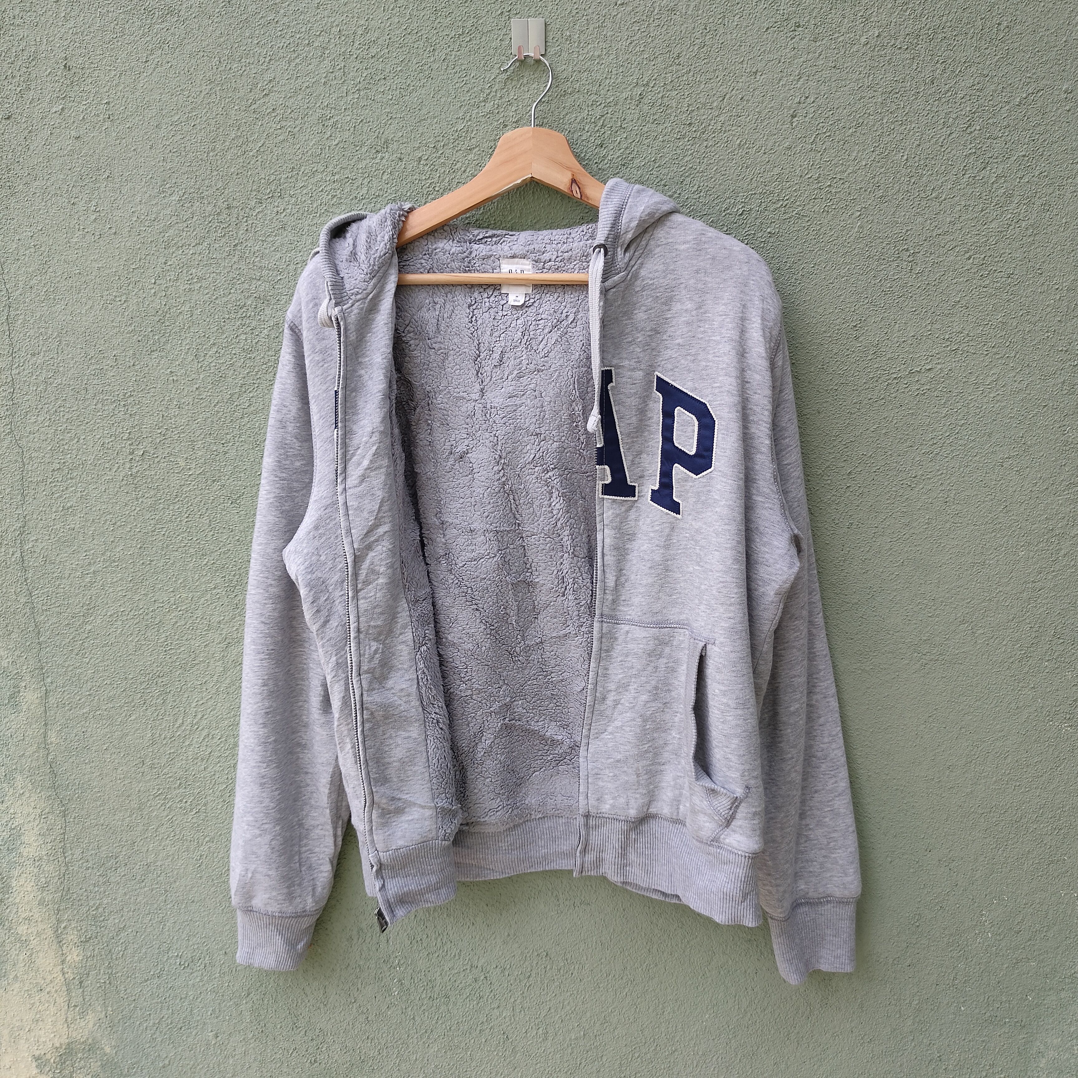 Gap Vintage Gap Sherpa Fleece Inside Zipper Hoodie Sweatshirt Size US L / EU 52-54 / 3 - 8 Thumbnail