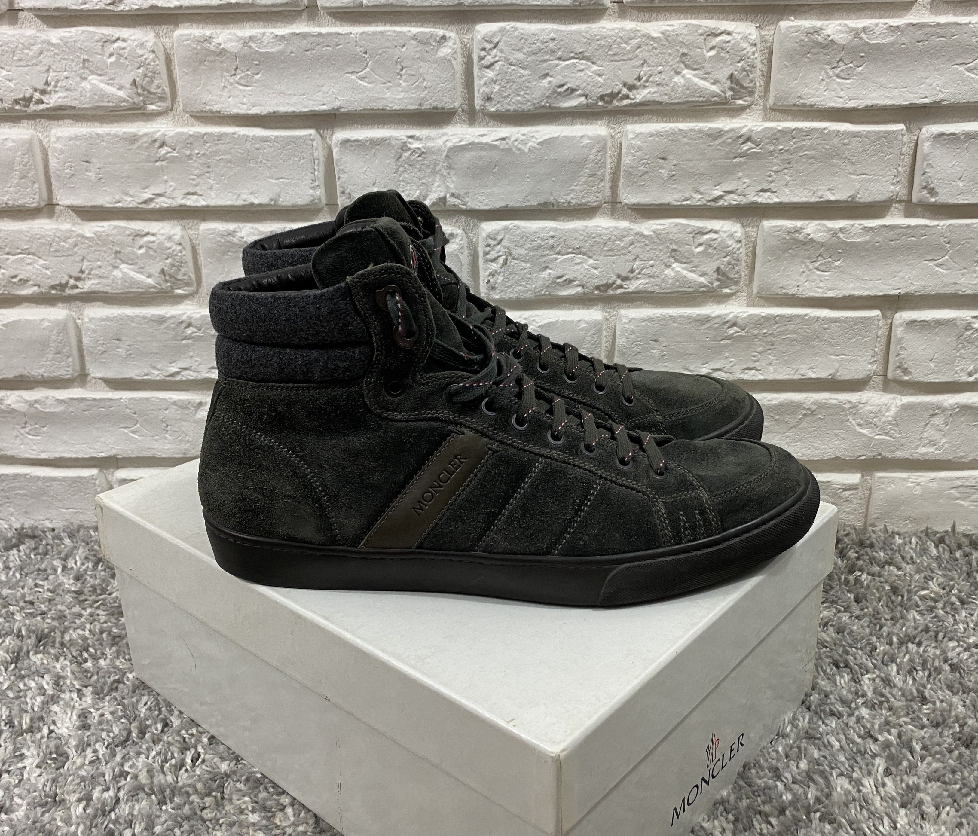 image of Men's Moncler Lyon Suede Sneakers Hi Top Size 46 in Grey