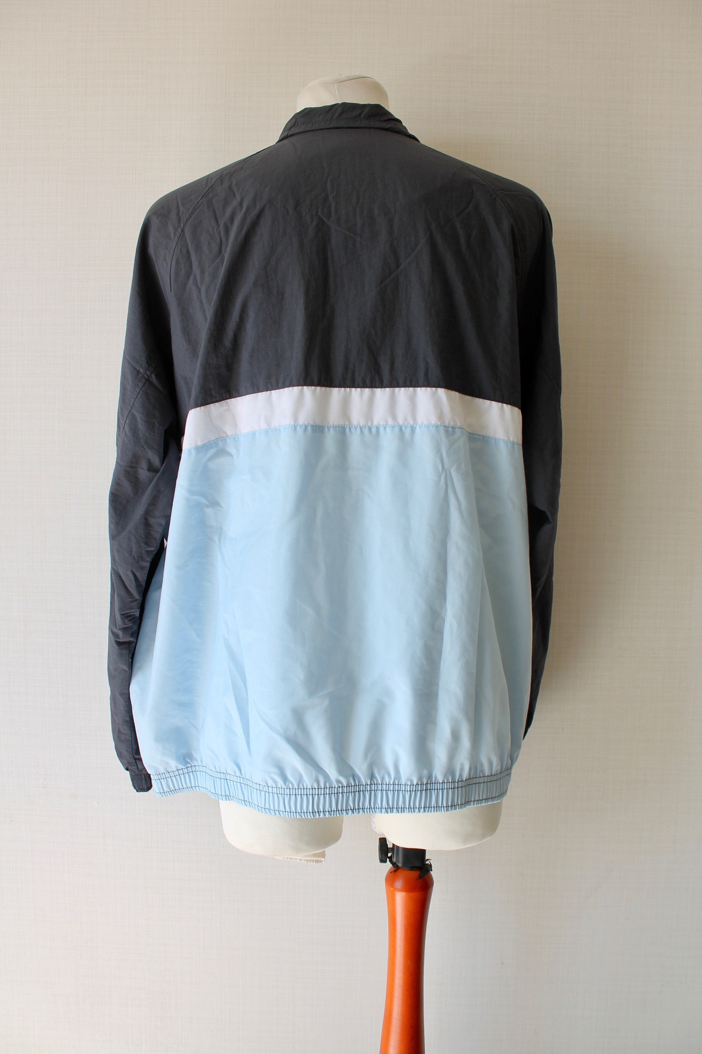 Nike × Vintage VINTAGE! Nike Nylon Full Zip XXL light Jacket Windbreaker Size US XXL / EU 58 / 5 - 10 Thumbnail