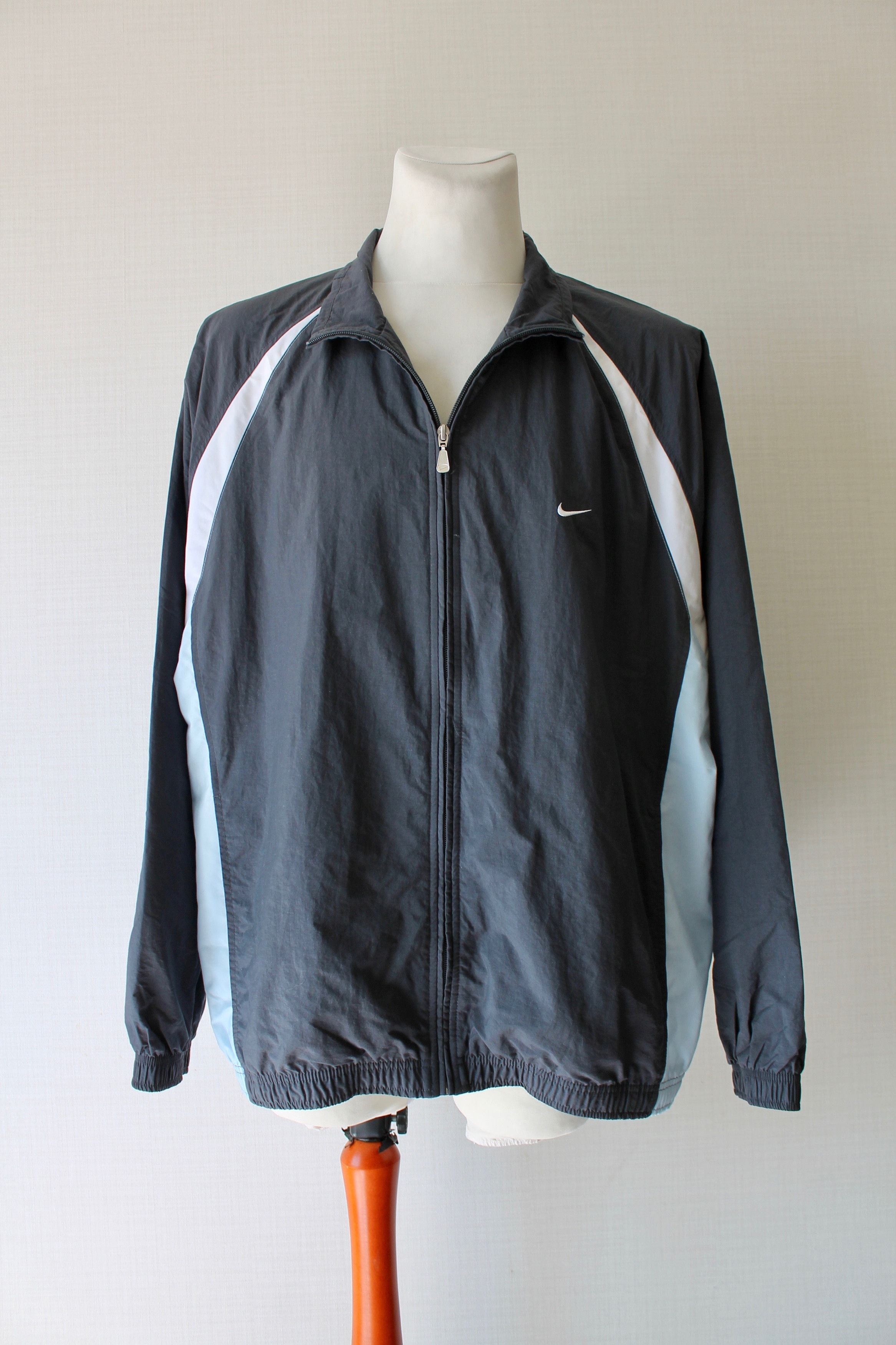 Nike × Vintage VINTAGE! Nike Nylon Full Zip XXL light Jacket Windbreaker Size US XXL / EU 58 / 5 - 9 Thumbnail