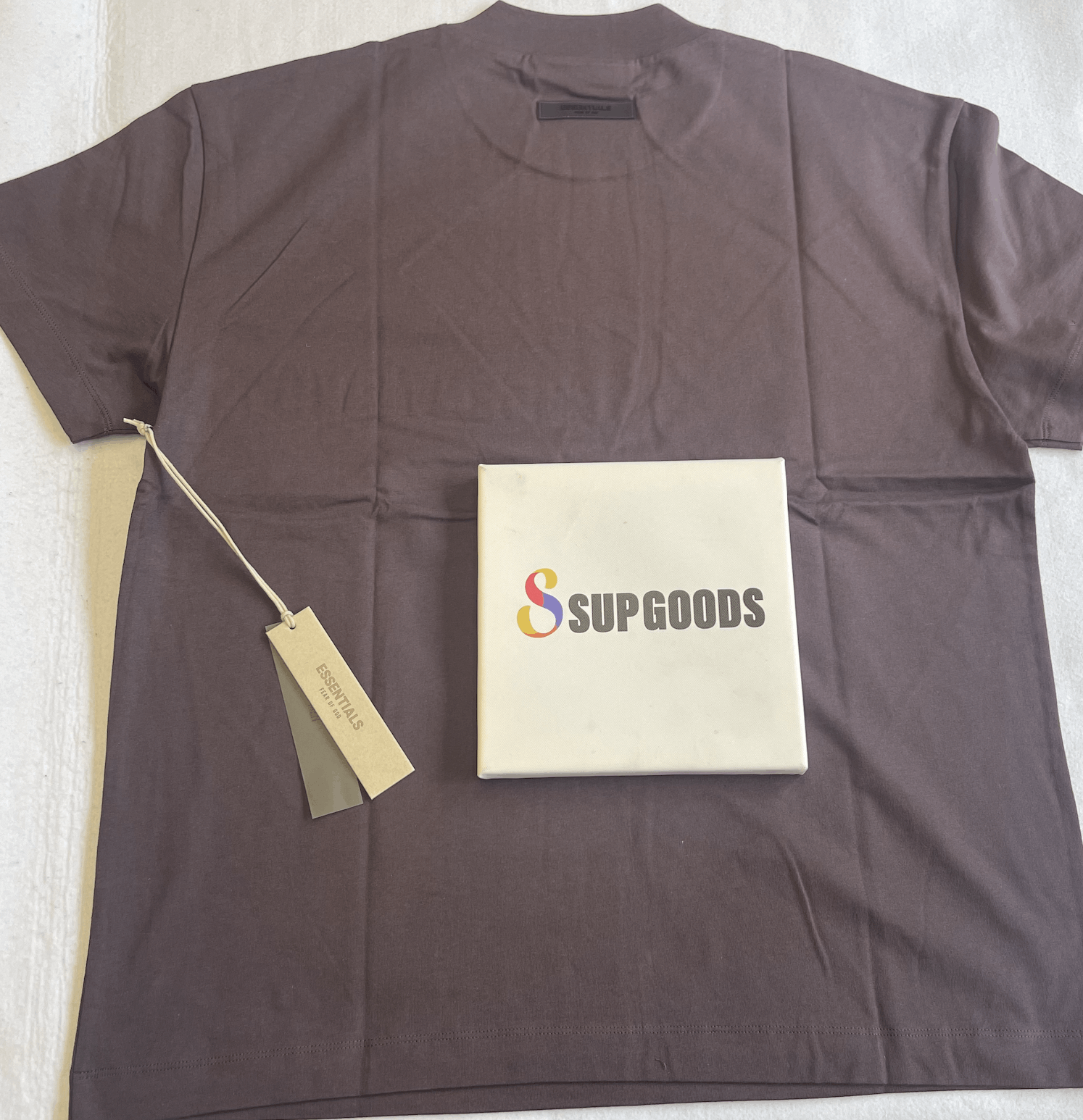 Fear of God 🔥 Fear of God Essentials T-shirt Color Plum Sz (XL) Size US XL / EU 56 / 4 - 8 Thumbnail