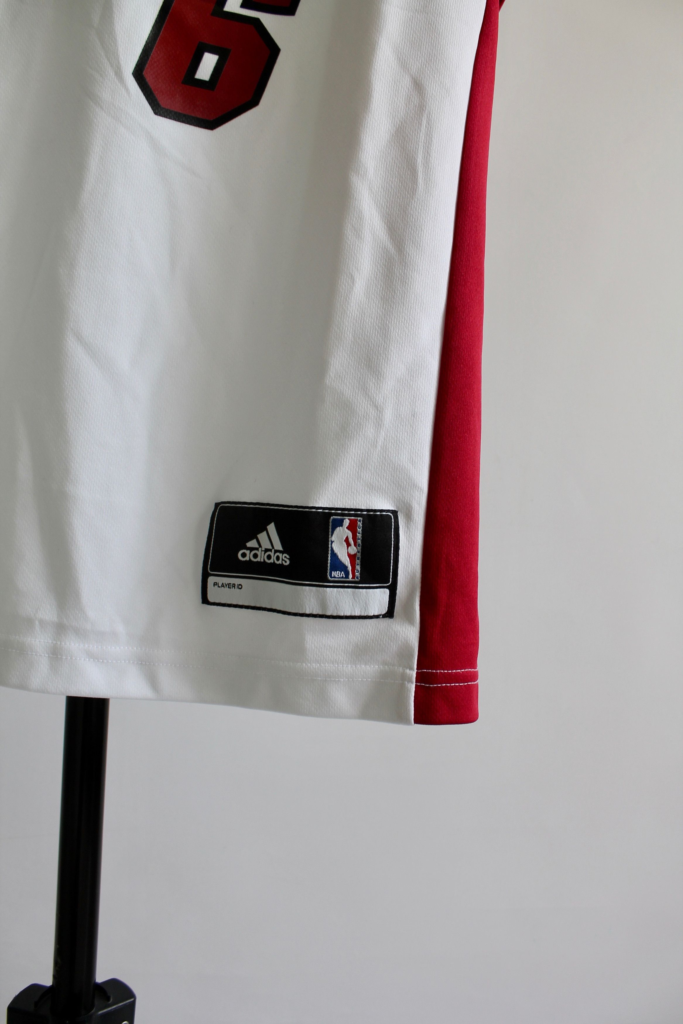 Adidas 2014 Adidas Lebron James Miami Heat # 6 jersey Size US XS / EU 42 / 0 - 3 Thumbnail