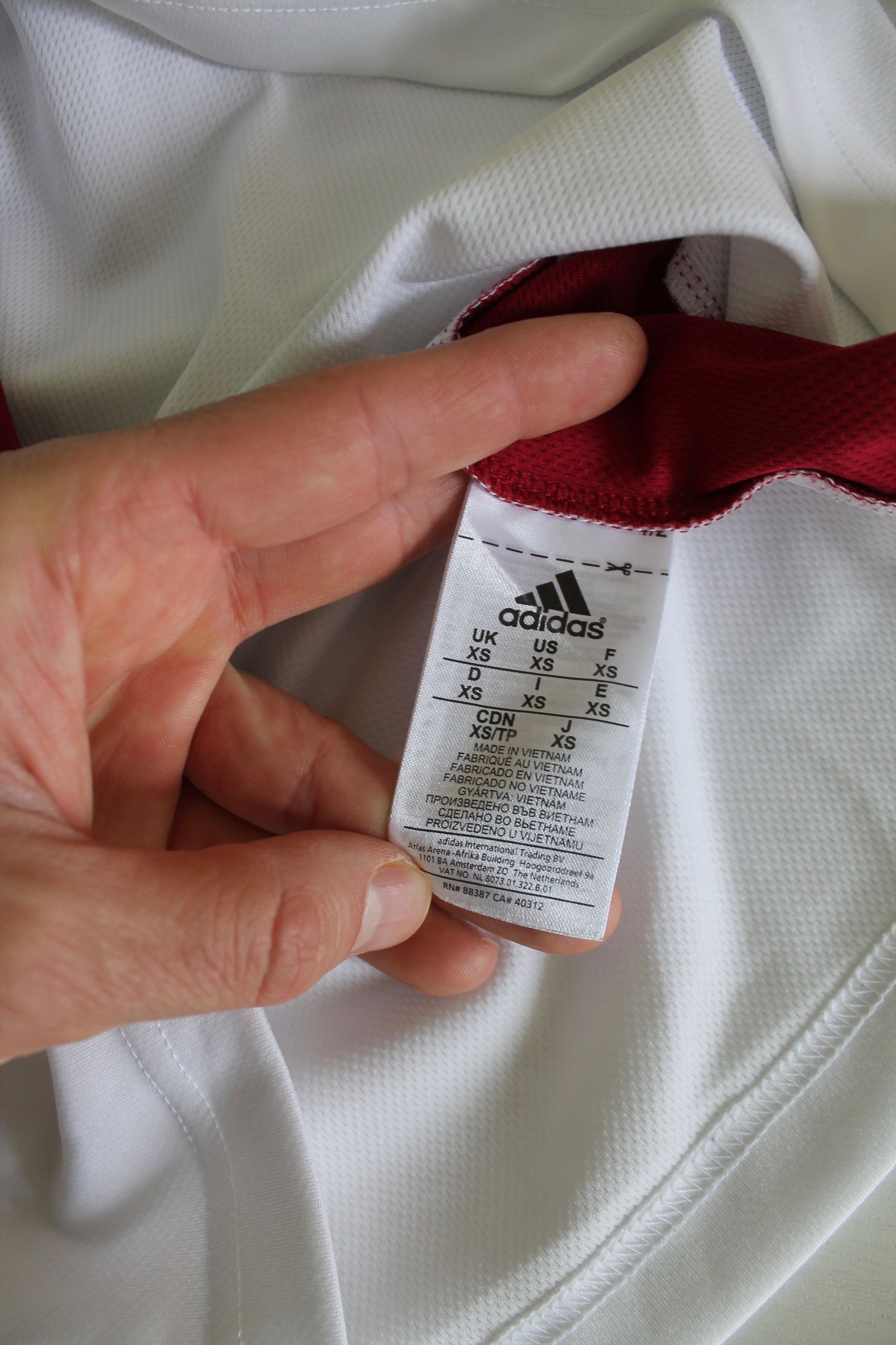 Adidas 2014 Adidas Lebron James Miami Heat # 6 jersey Size US XS / EU 42 / 0 - 8 Thumbnail