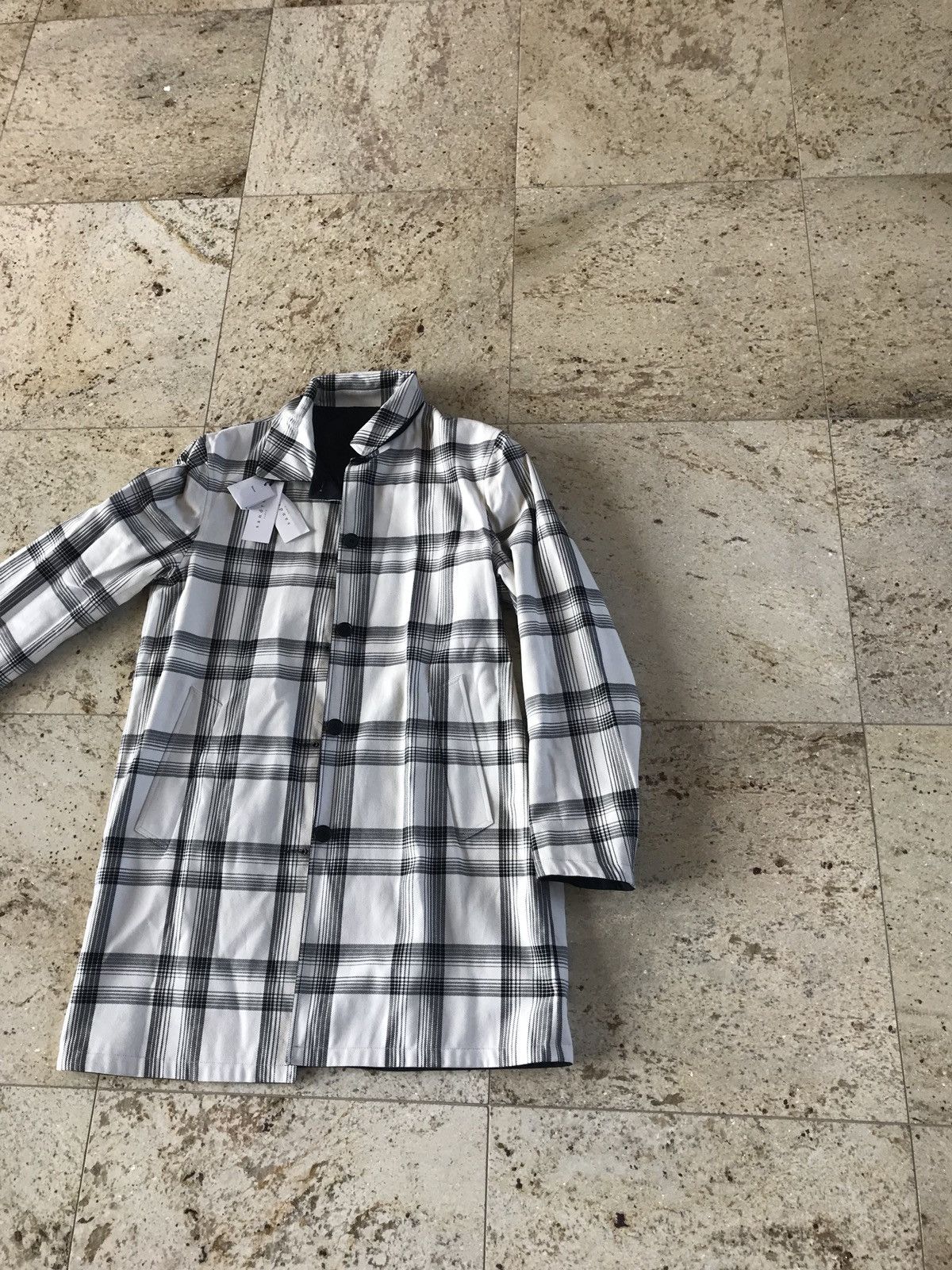 Sandro White Tartan & Navy Reversible Light Coat Size US XL / EU 56 / 4 - 3 Thumbnail