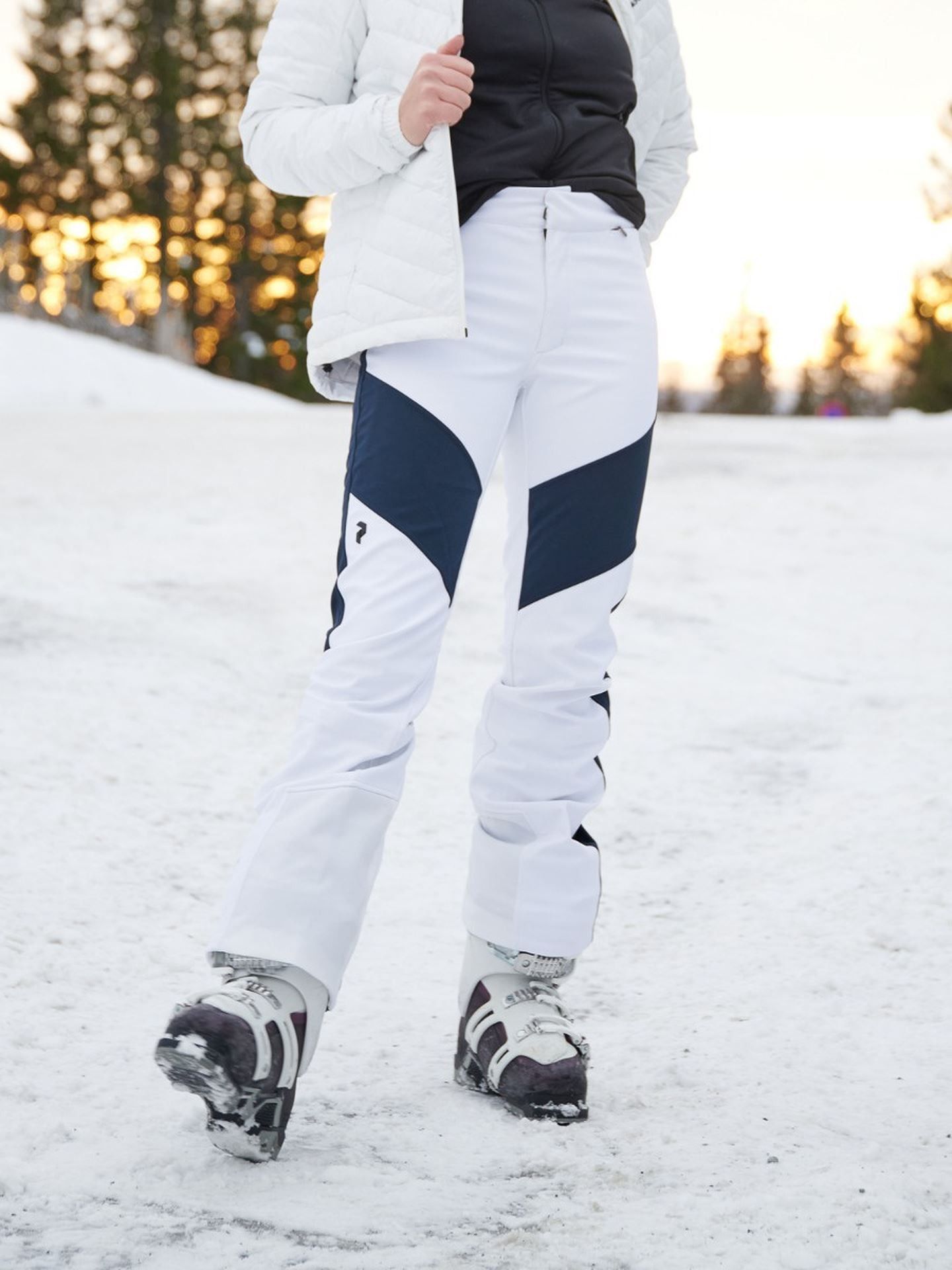 Peak Performance Peak Performance Silvaplana Snowboard Ski Women's Pants Size 36" / US 14 / IT 50 - 1 Thumbnail