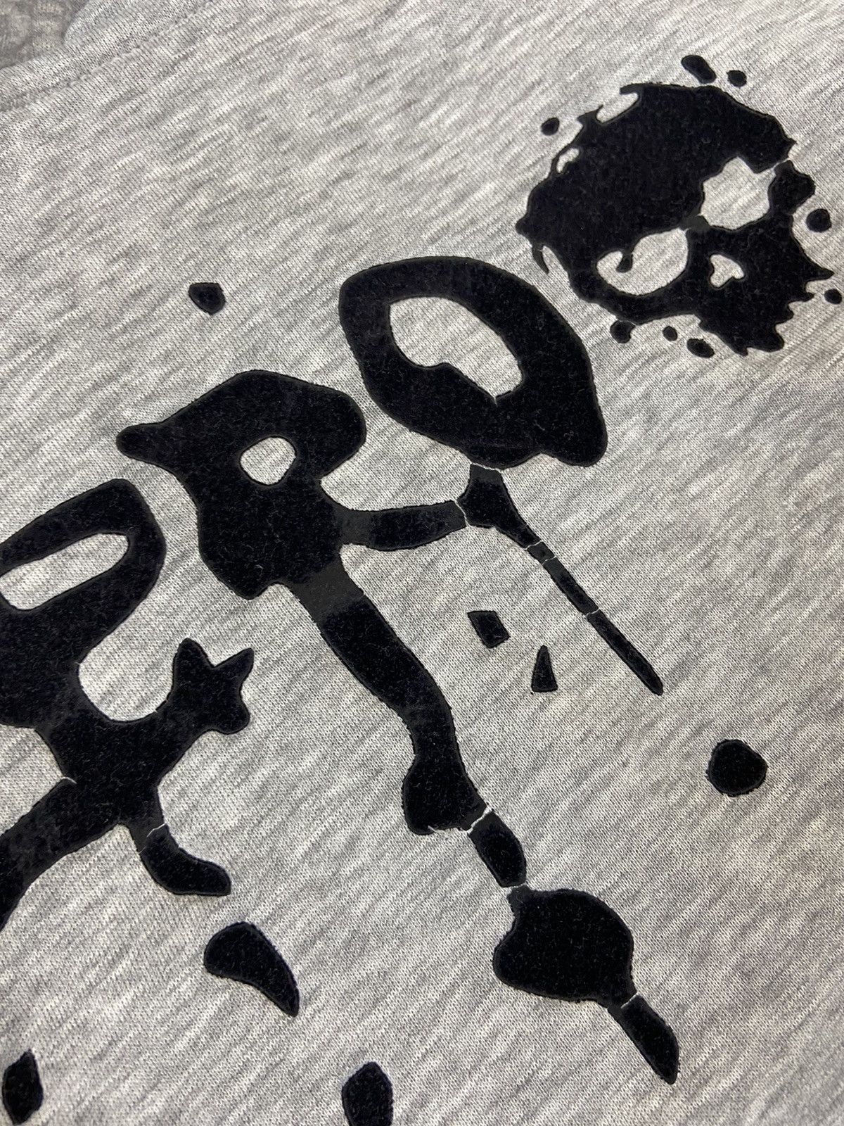 Hook-Ups OG VINTAGE 90’s ZERO SKATEBOARDS SKULL LOGO HOODIE Size US S / EU 44-46 / 1 - 3 Thumbnail