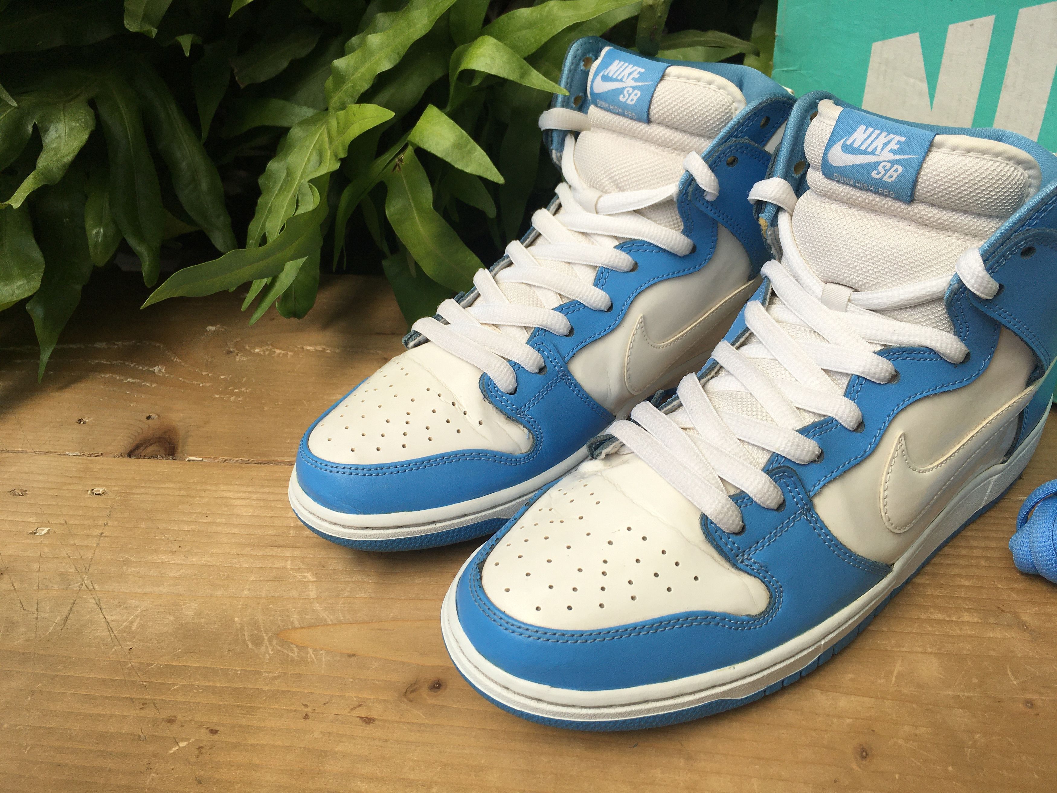 Nike 🔥 Rare Nike SB Dunk High Rivalry 2014 Size US 10 / EU 43 - 7 Thumbnail