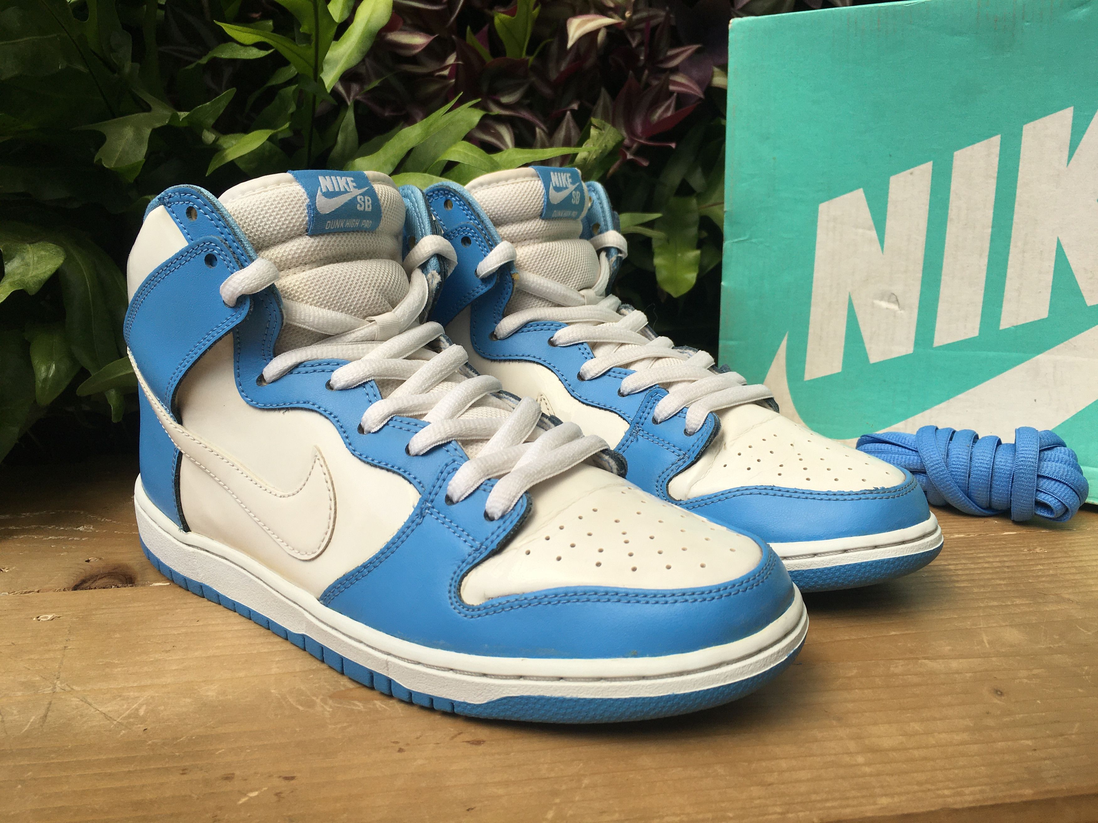 Nike 🔥 Rare Nike SB Dunk High Rivalry 2014 Size US 10 / EU 43 - 6 Thumbnail