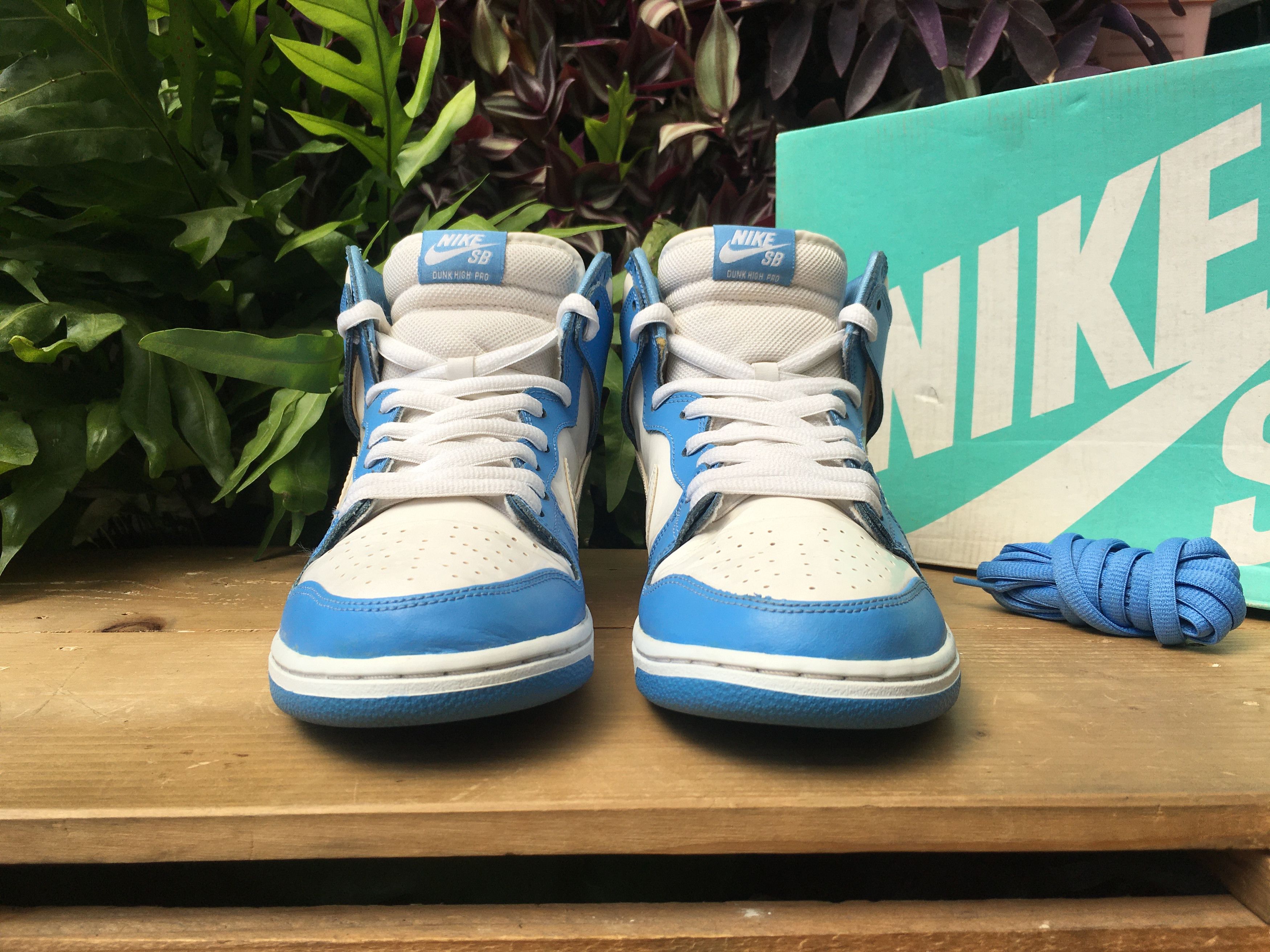 Nike 🔥 Rare Nike SB Dunk High Rivalry 2014 Size US 10 / EU 43 - 9 Thumbnail