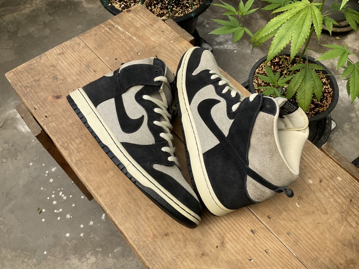 Nike 🔥 Nike Dunk High Pro SB Fossil 2010 Size US 12 / EU 45 - 21 Thumbnail