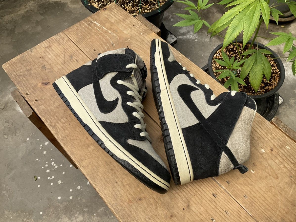 Nike 🔥 Nike Dunk High Pro SB Fossil 2010 Size US 12 / EU 45 - 20 Thumbnail