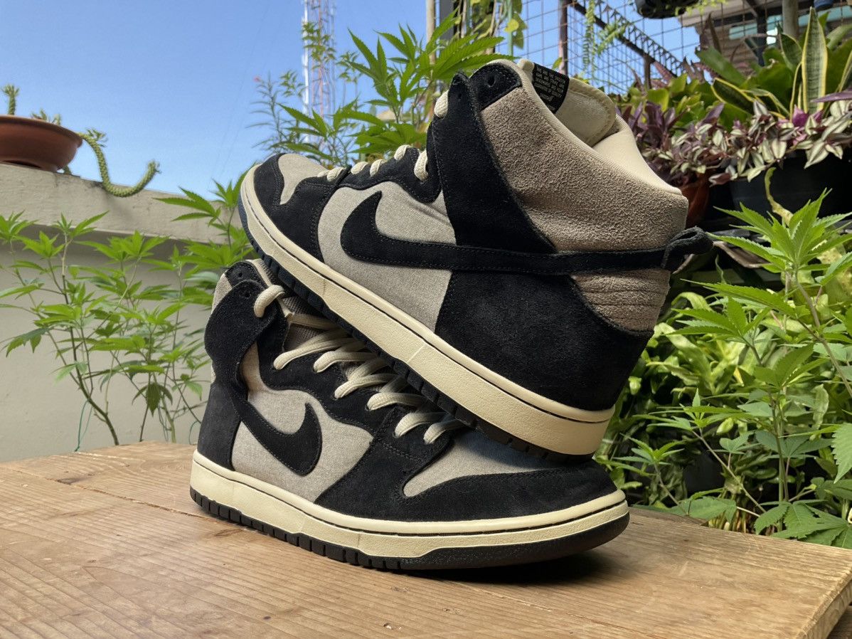 Nike 🔥 Nike Dunk High Pro SB Fossil 2010 Size US 12 / EU 45 - 2 Thumbnail