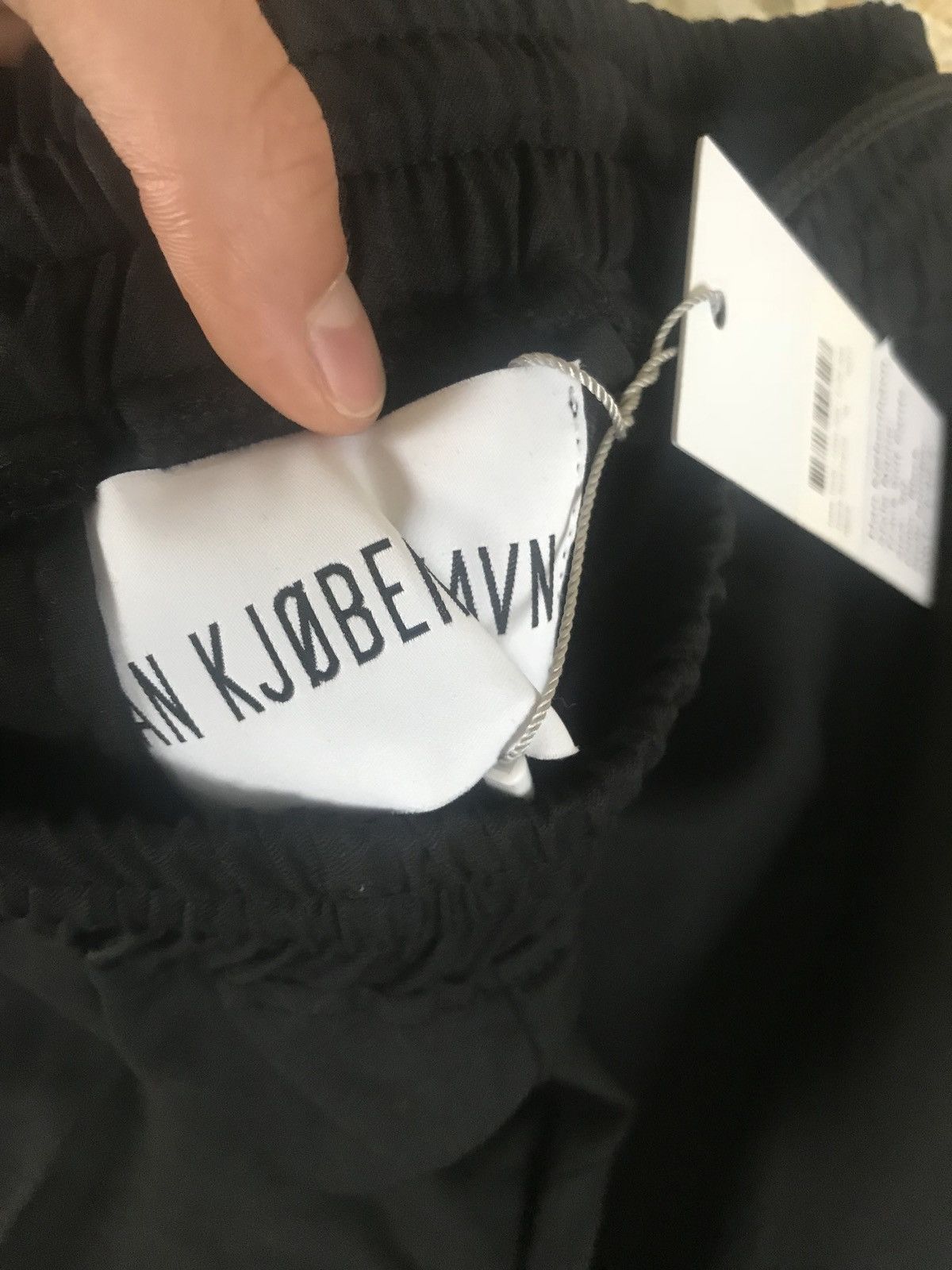 Han Kjobenhavn Casual Black Suit Pants Size US 30 / EU 46 - 8 Thumbnail