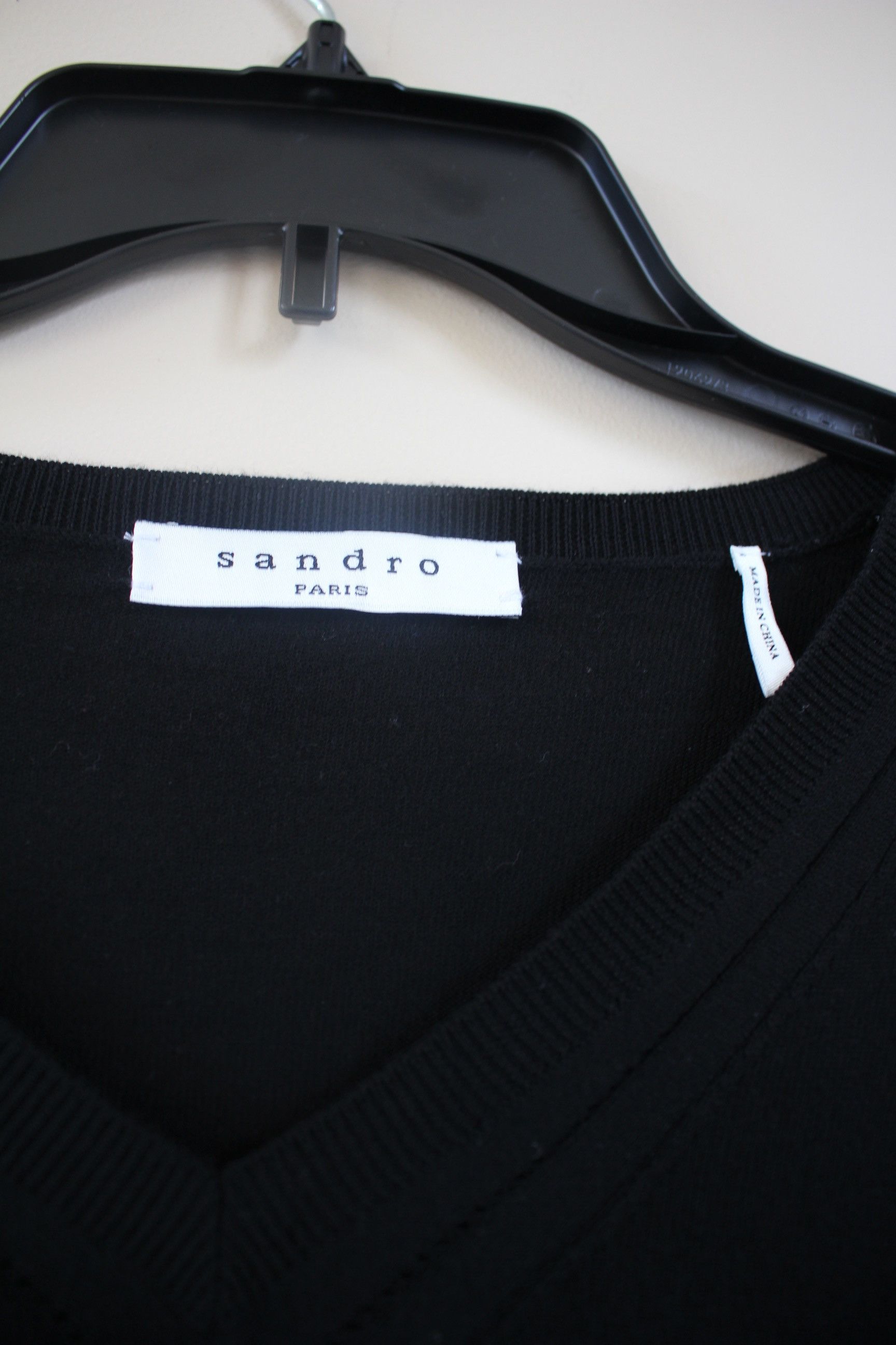 Sandro V Neck Black Sweater Size US L / EU 52-54 / 3 - 9 Thumbnail