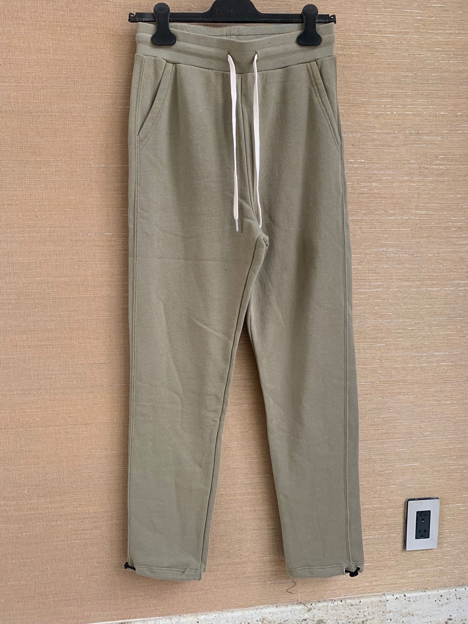 John Elliott Sochi Sweats in Saga Size US 32 / EU 48 - 4 Thumbnail