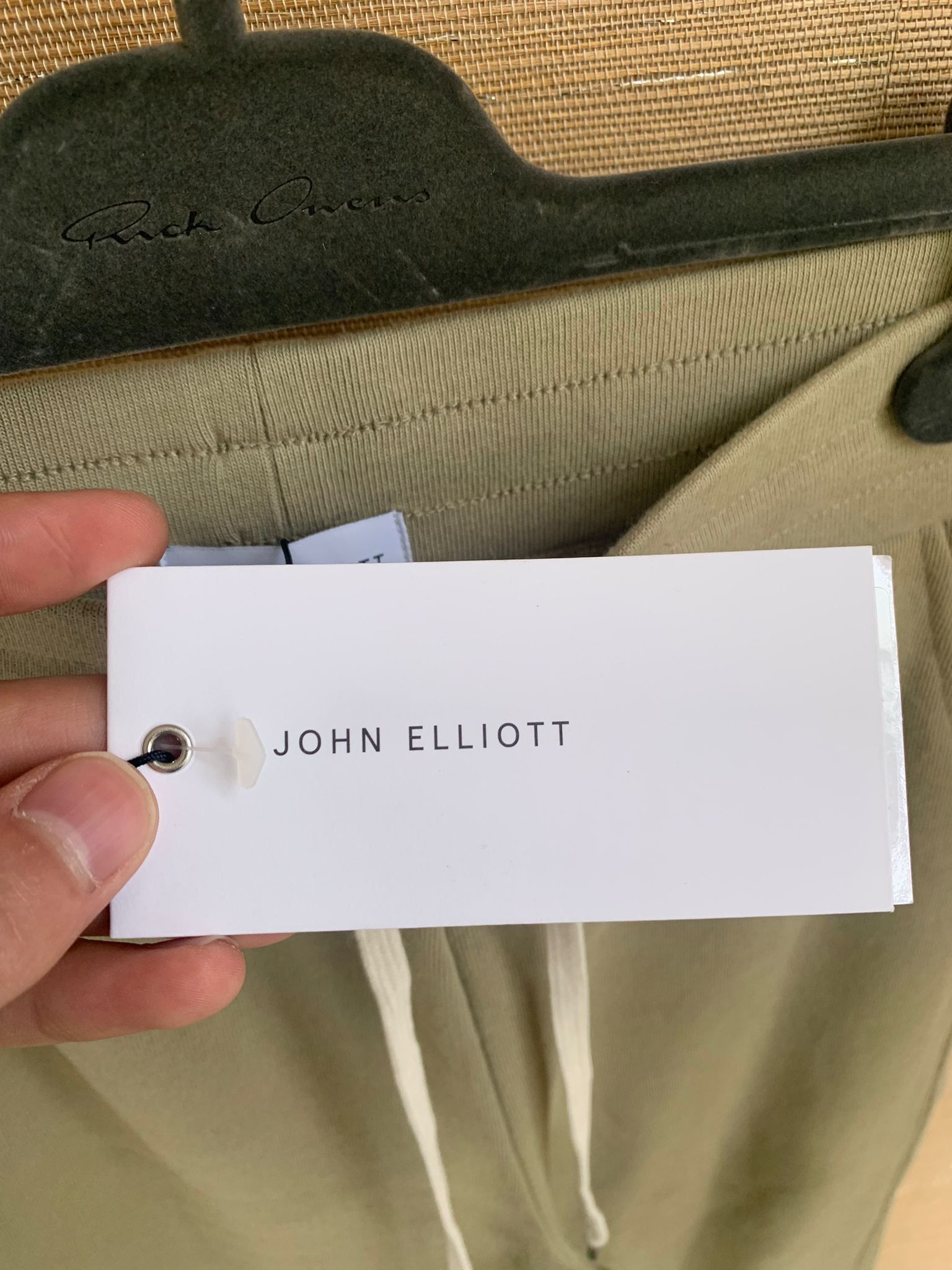 John Elliott Sochi Sweats in Saga Size US 32 / EU 48 - 8 Thumbnail