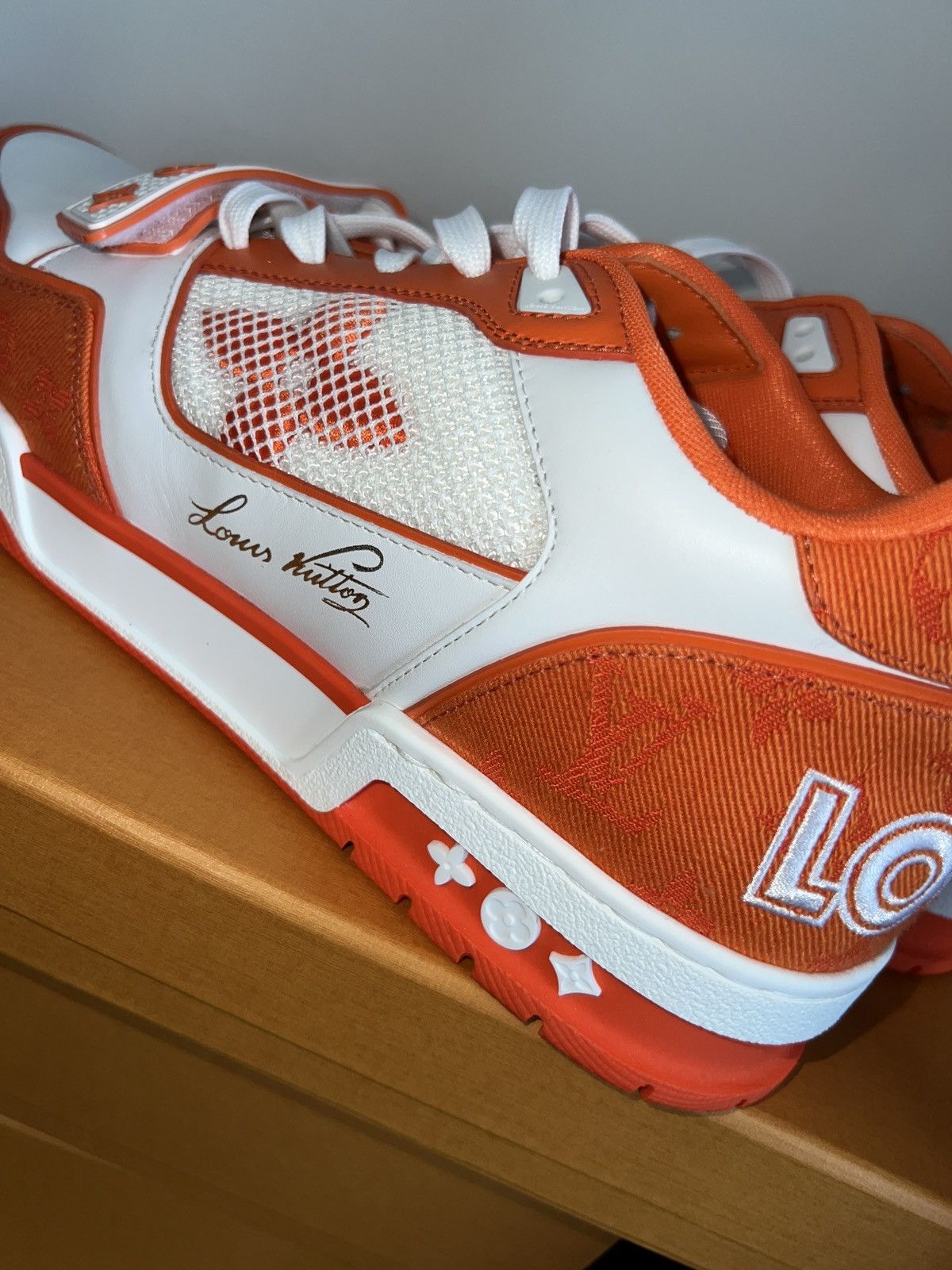 Louis Vuitton LV MONOGRAM TRAINERS LV9 US11 Size US 11 / EU 44 - 4 Thumbnail