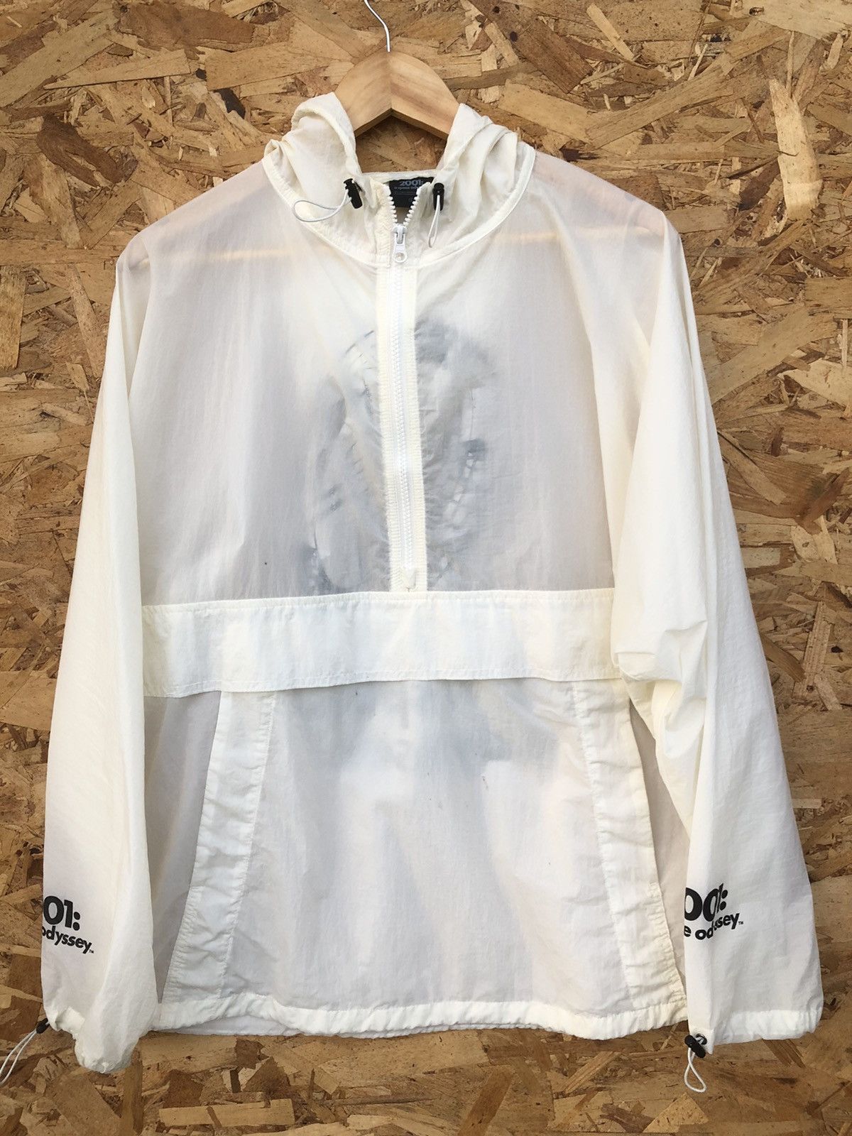 Japanese Brand Undercover x Gu 2001 a space adyssey Size US L / EU 52-54 / 3 - 1 Thumbnail