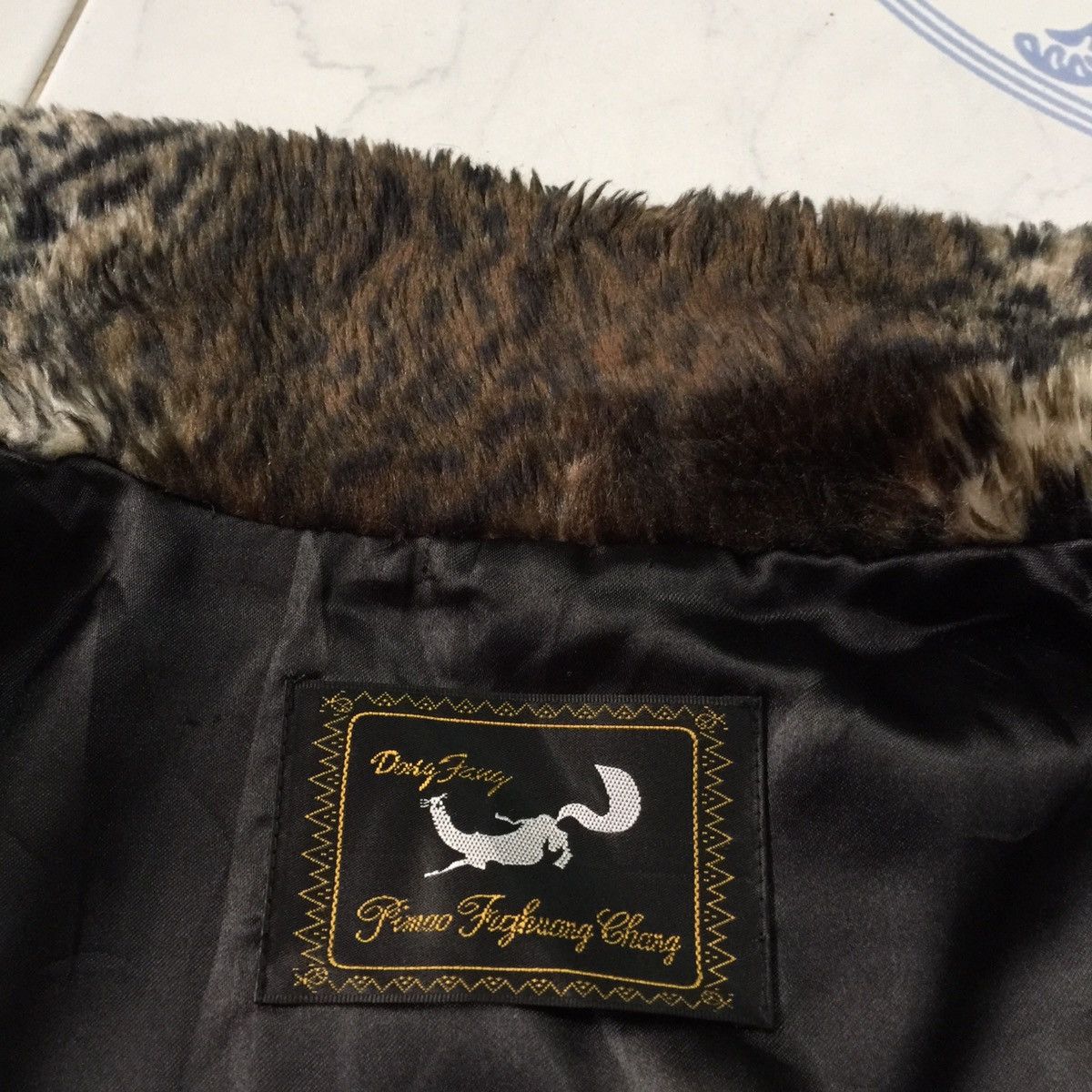 Japanese Brand Rare leopard colored fur vest nice design Size US M / EU 48-50 / 2 - 6 Thumbnail